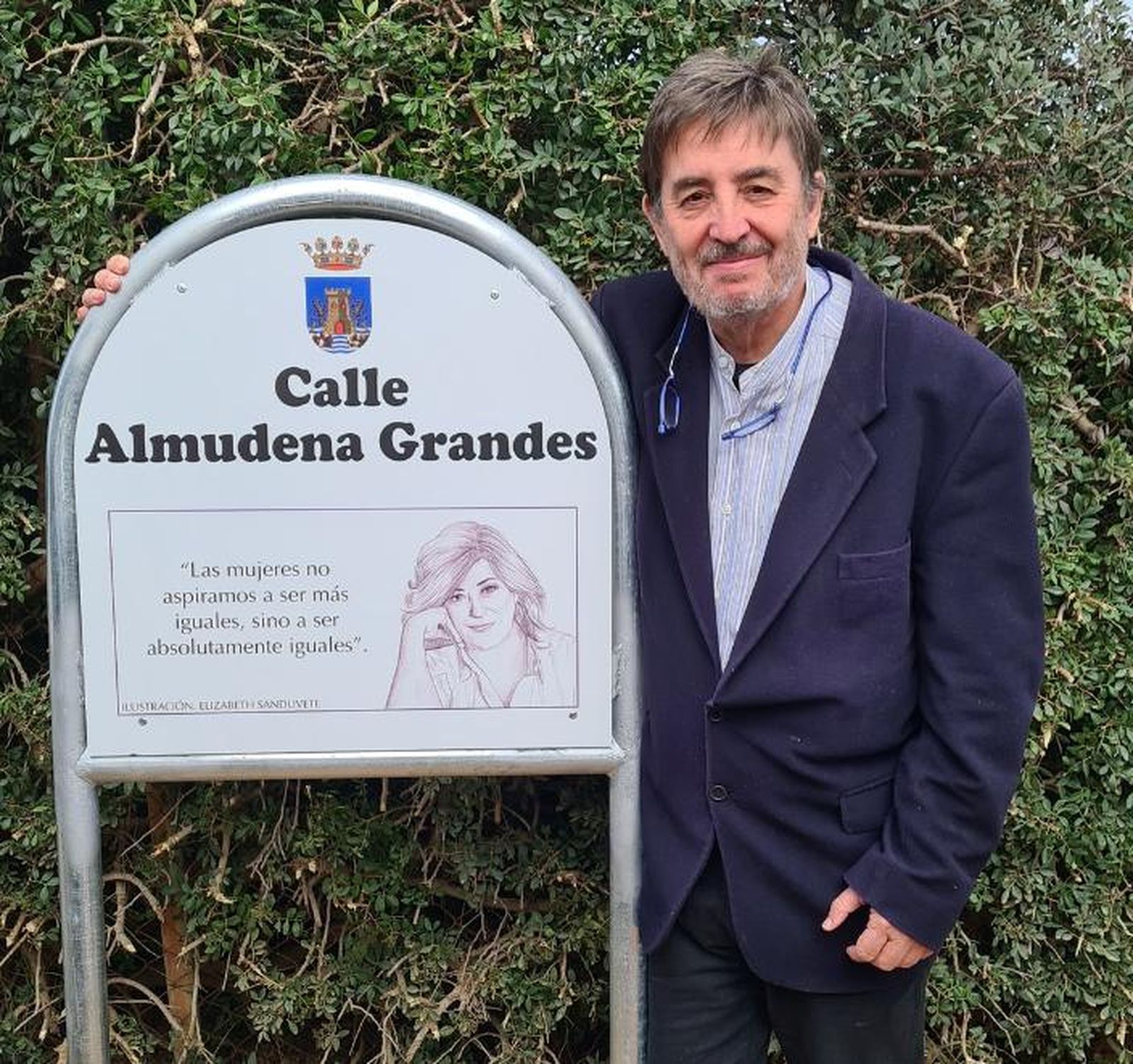 Calle Almudena Grandes en Chiclana