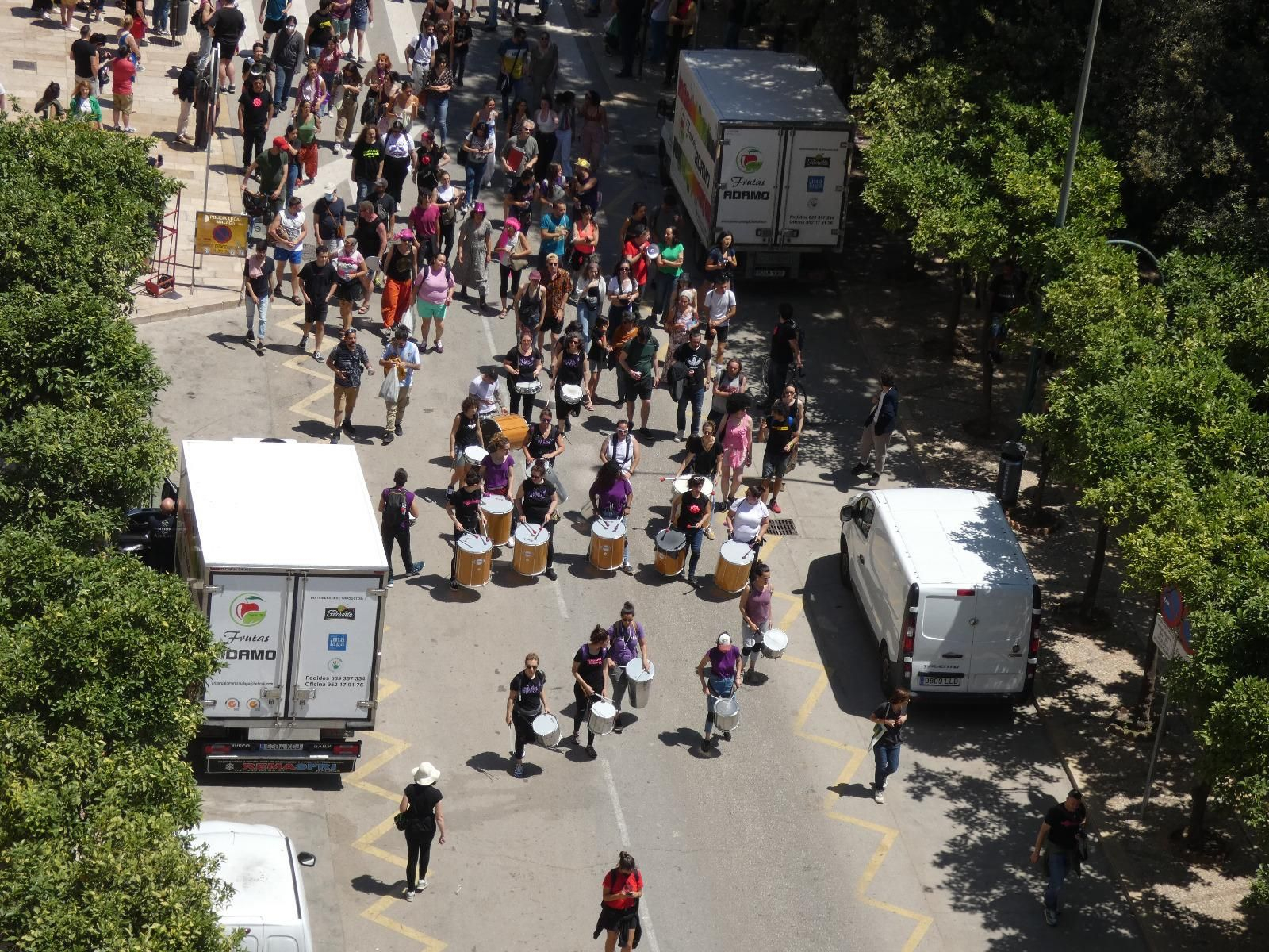 La Invisible se manifiesta contra su desalojo, en fotos