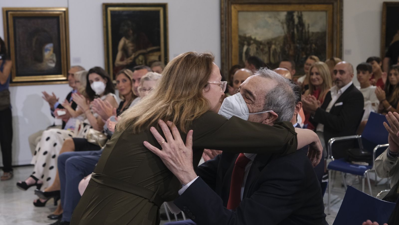 Imágenes de la entrega del Escudo de Oro de la Diputación de Almería a Ambrosio Sánchez