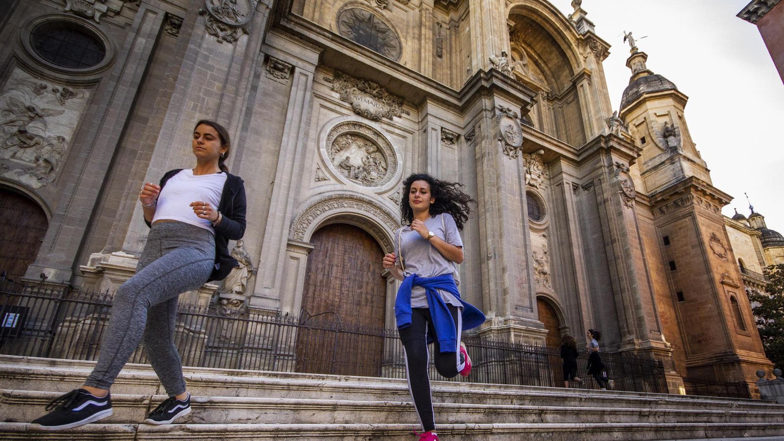 Se permitió hacer deporte en la calle entre las 6:00 y las 10:00, y entre las 19:00 y las 21:00