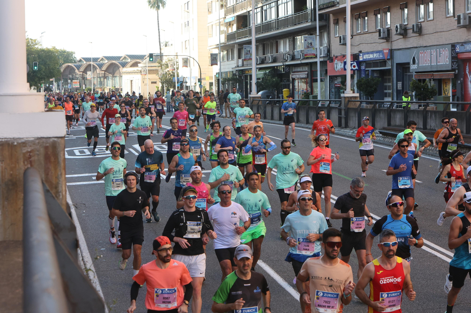 Búscate en la Zurich maratón de Sevilla
