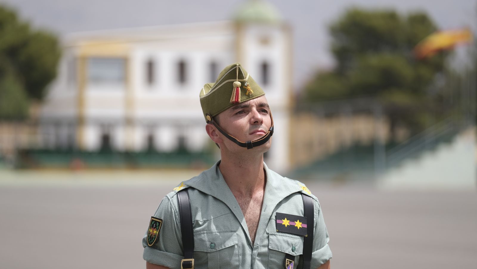 Visita de la Ministra de Defensa Margarita Robles a La Legión Española, en Viator