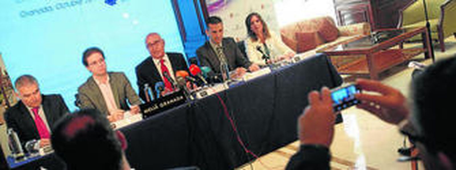 Todos los representantes turísticos acudieron a la presentación del encuentro de Travel Advisors en el hotel Meliá.