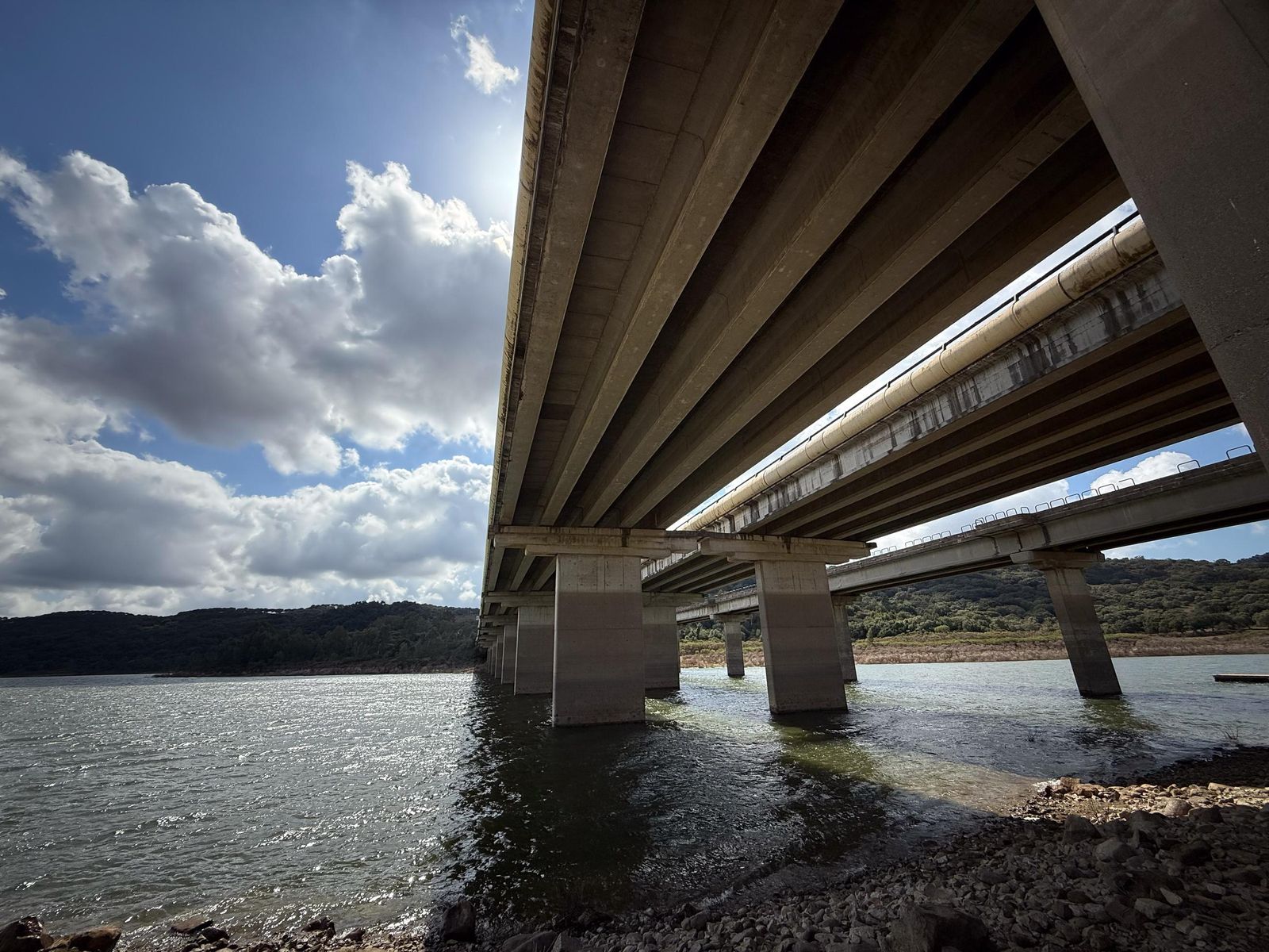 Fotos del pantano de Charco Redondo: de la sequía al 59% de capacidad en solo un año