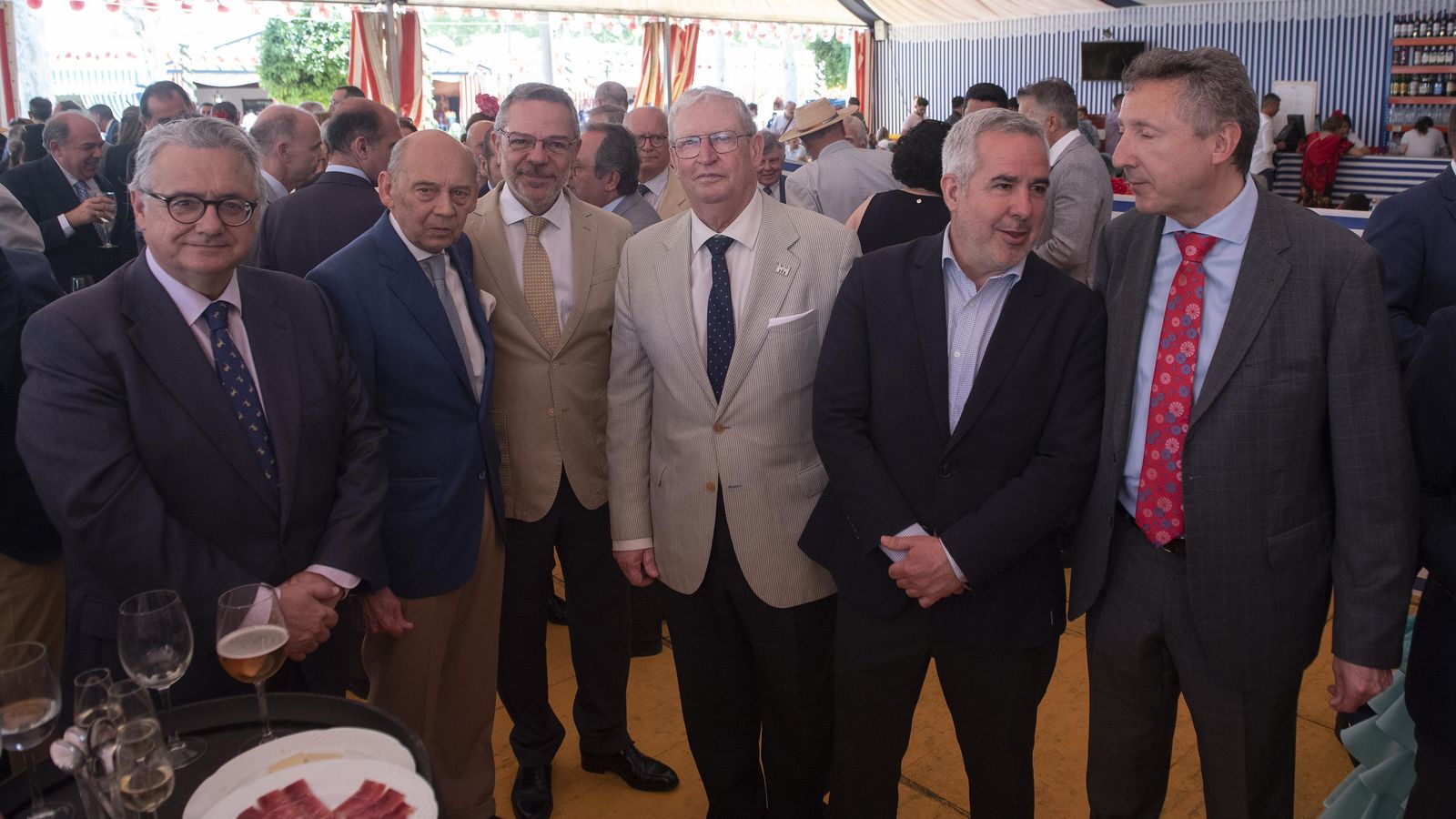 Antonio Yélamo (SER), Emilio Boja (presidente del Ateneo de Sevilla), Salomón Hachuel (SER), Francisco Vélez, Diego Suárez (SER) y Cristóbal Martínez (delegado de la ONCE en Andalucía)