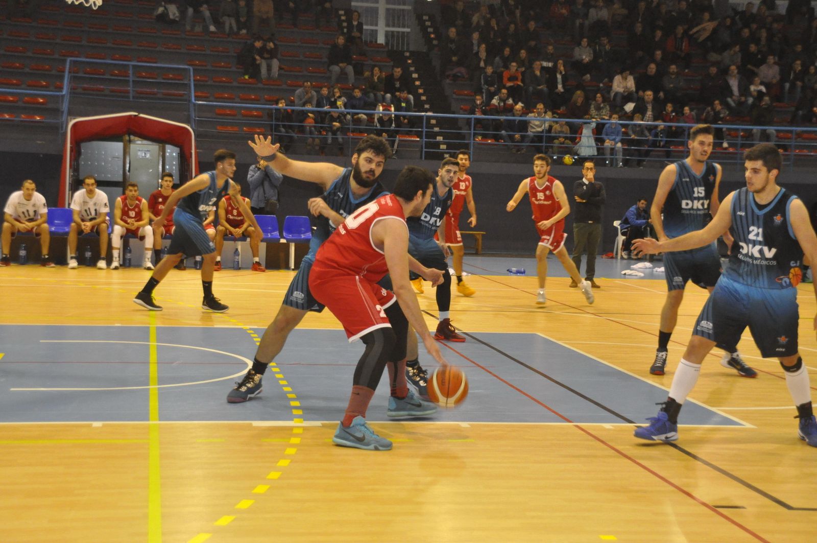 Una de las acciones de ayer en Baza.