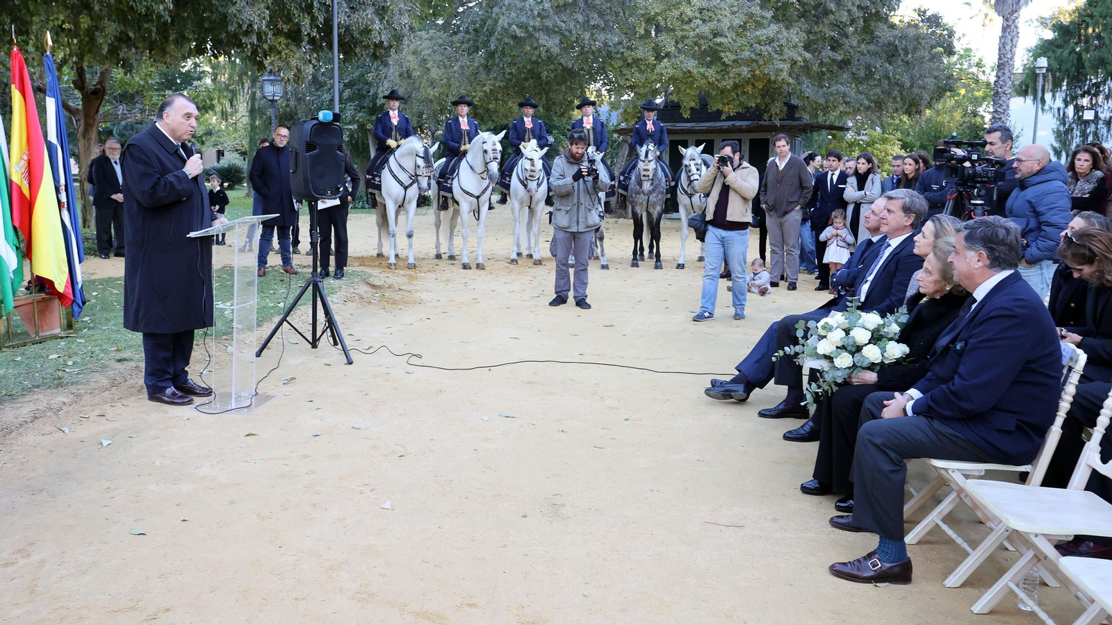 Inauguración del monumento dedicado a Álvaro Domecq en la Real Escuela