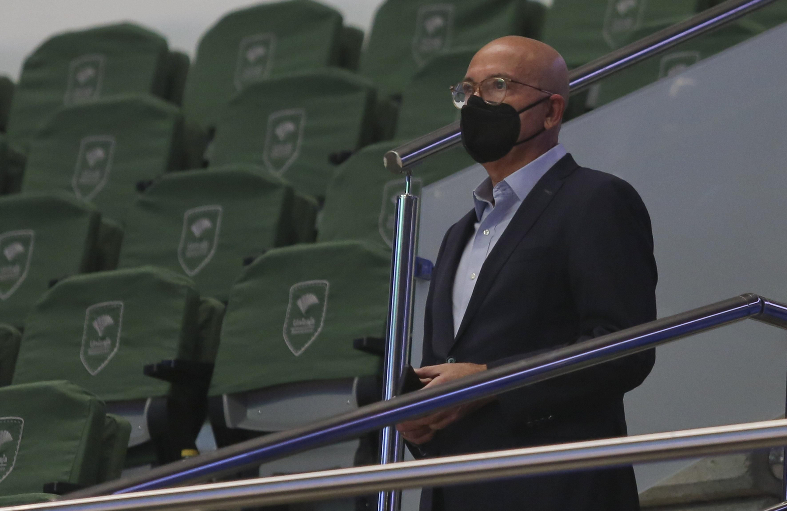 Antonio Jesús López Nieto, en el palco del Carpena.