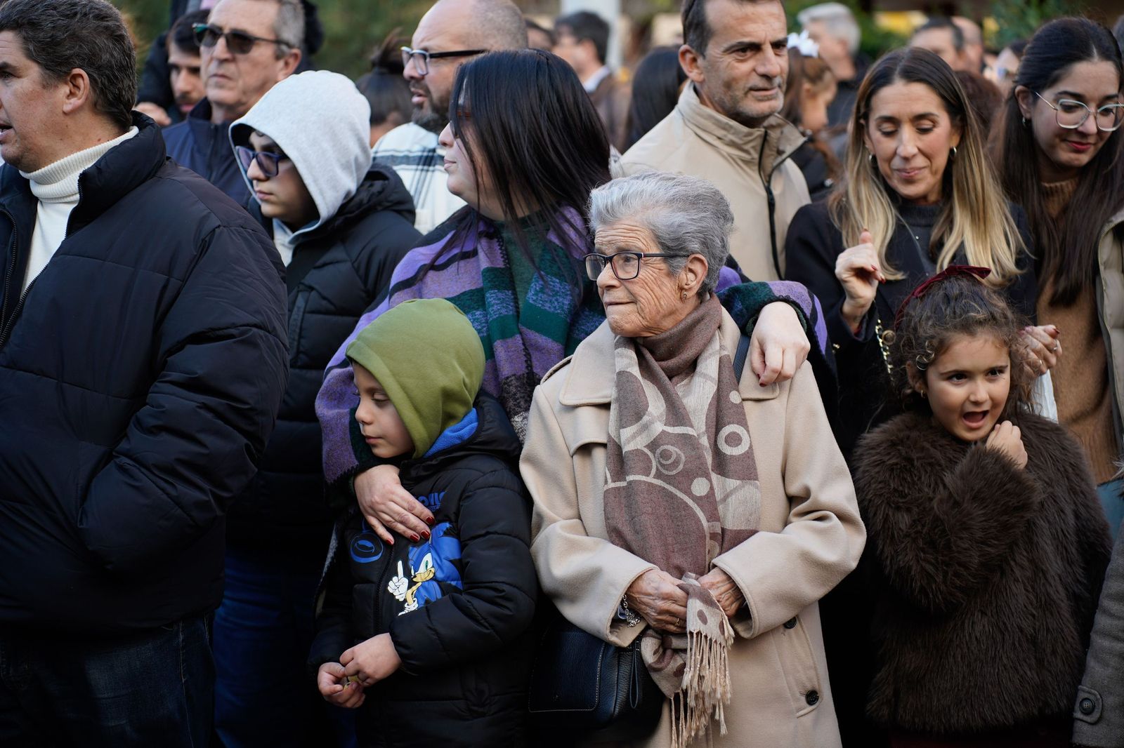Búscate en las fotos de la cabalgata de Reyes Magos 2026 en Algeciras
