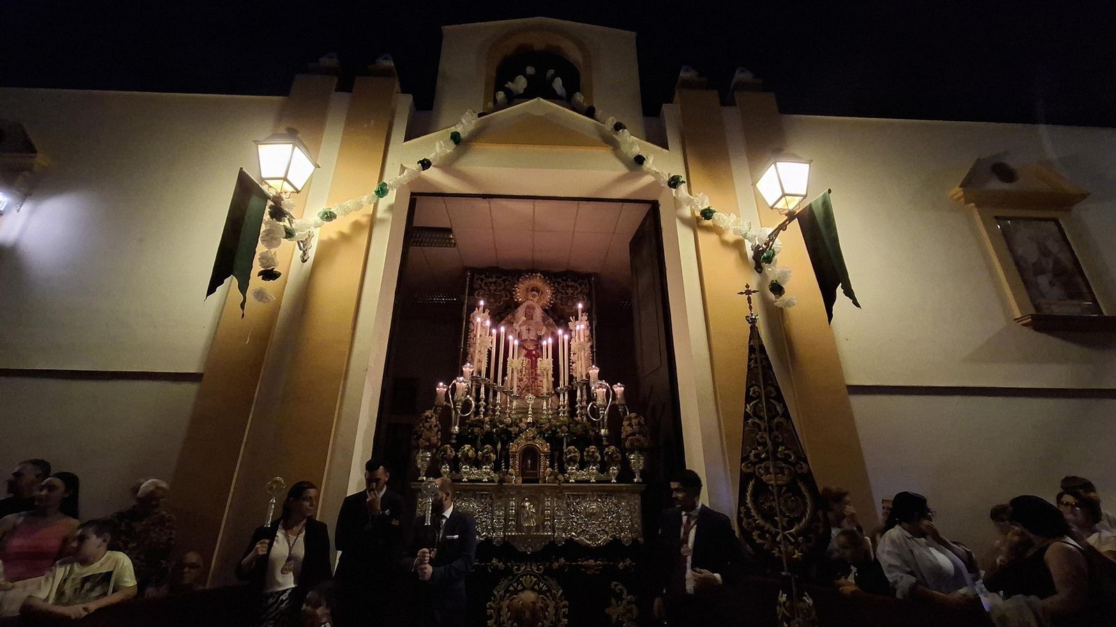 Fotogalería: La salida extraordinaria de la Vera-Cruz de Puerto Real en su 475 aniversario