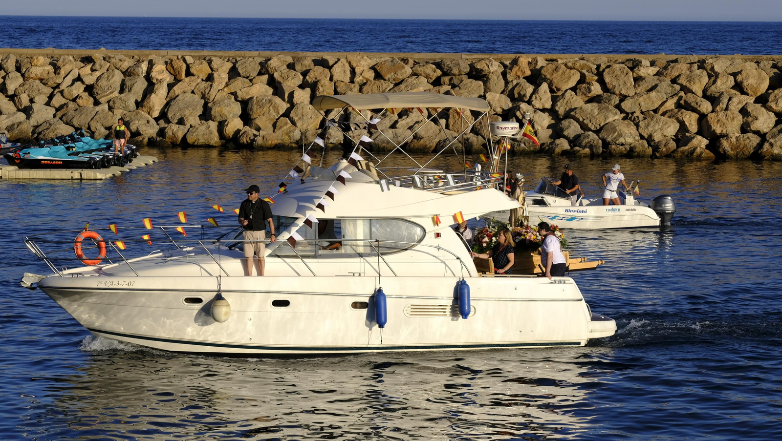 Procesión marinera de la Virgen del Carmen en Aguadulce