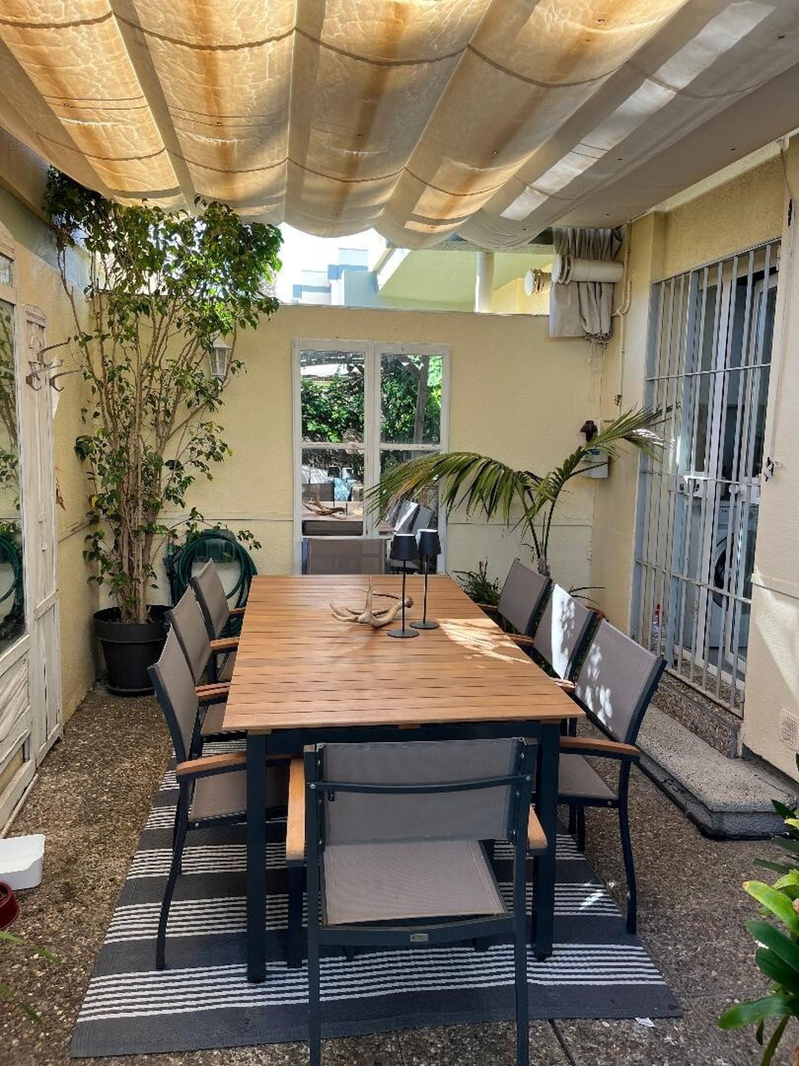 De andar por casa: las imágenes de la casa de Fuentebravía