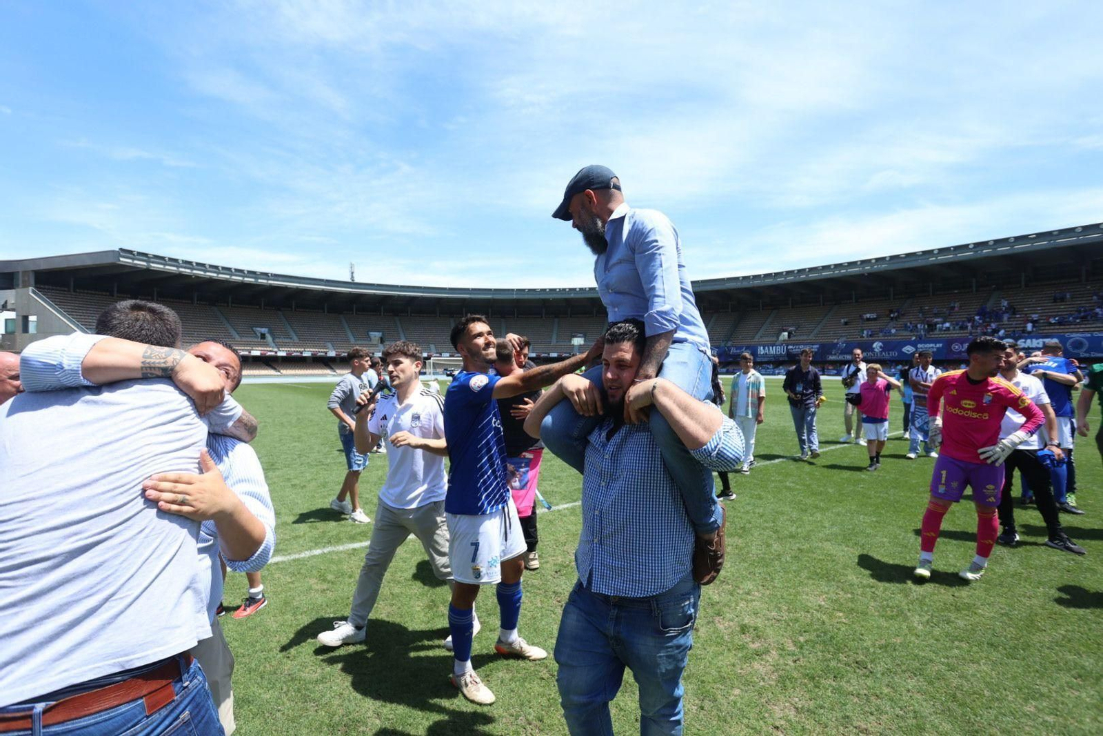 Imágenes de la celebración del Xerez CD del ascenso virtual a Segunda RFEF Imágenes de la celebración del Xerez CD del ascenso virtual a Segunda RFEF