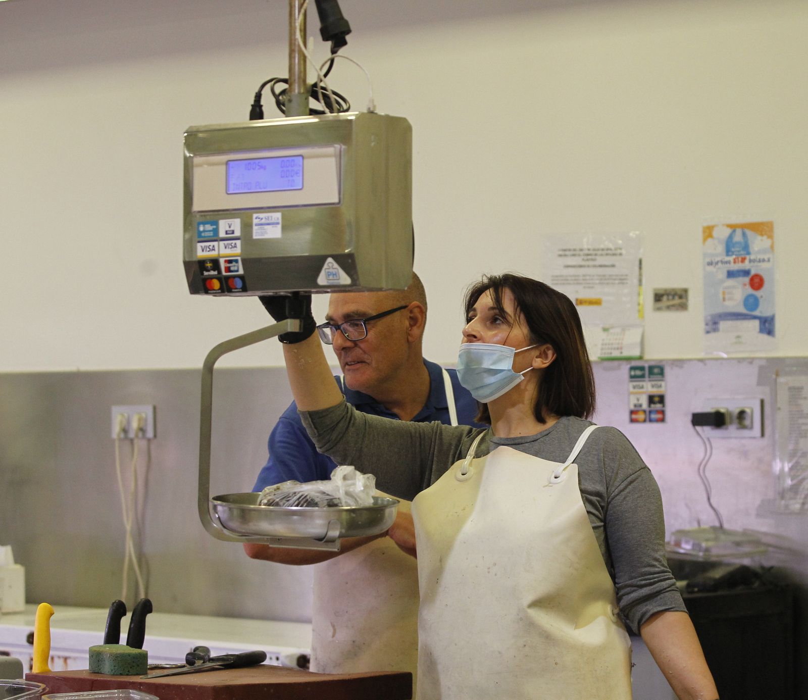 Fotogalería Mercado Central de Almería en época de coronavirus
