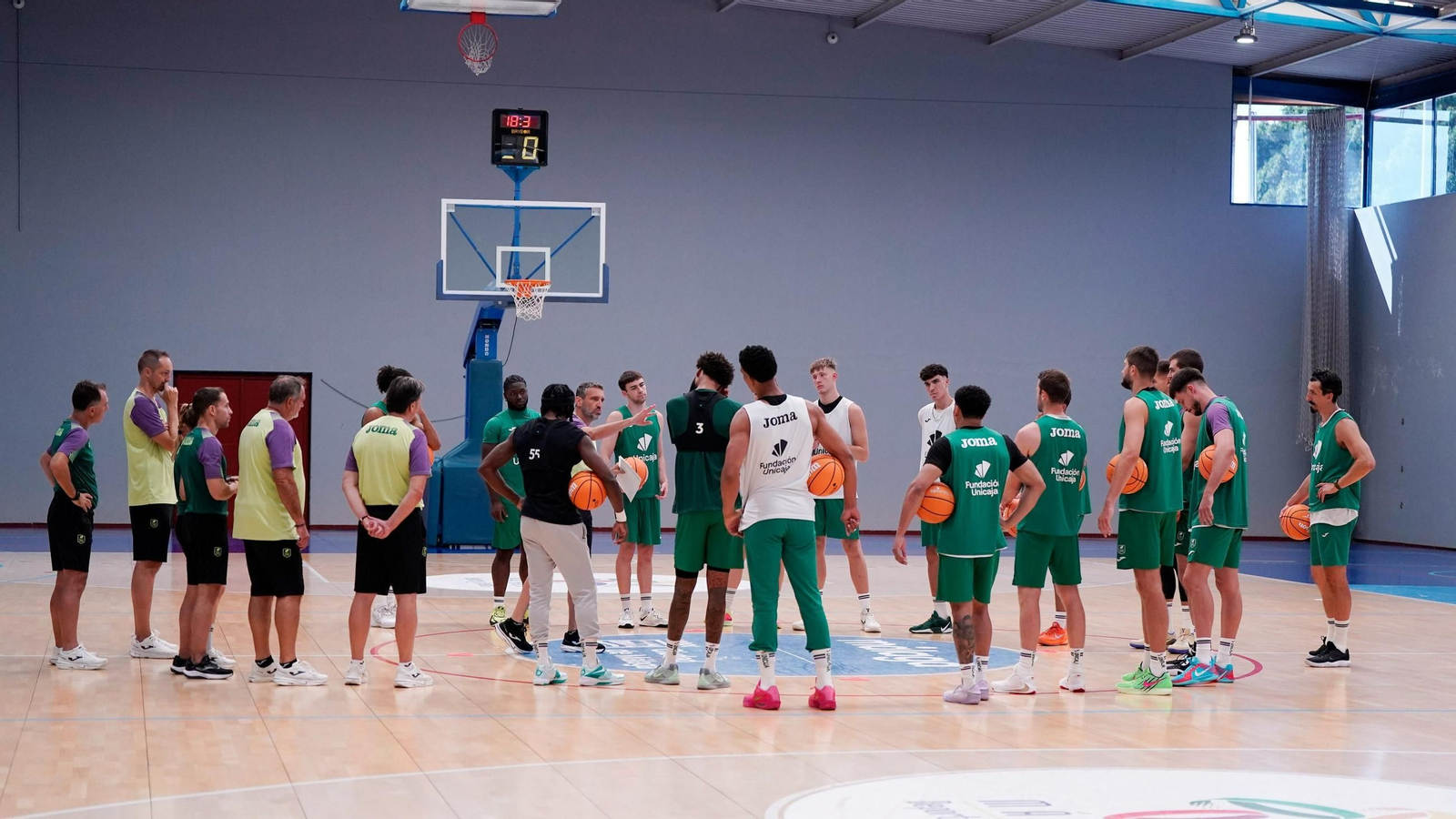Primer entrenamiento del Unicaja.