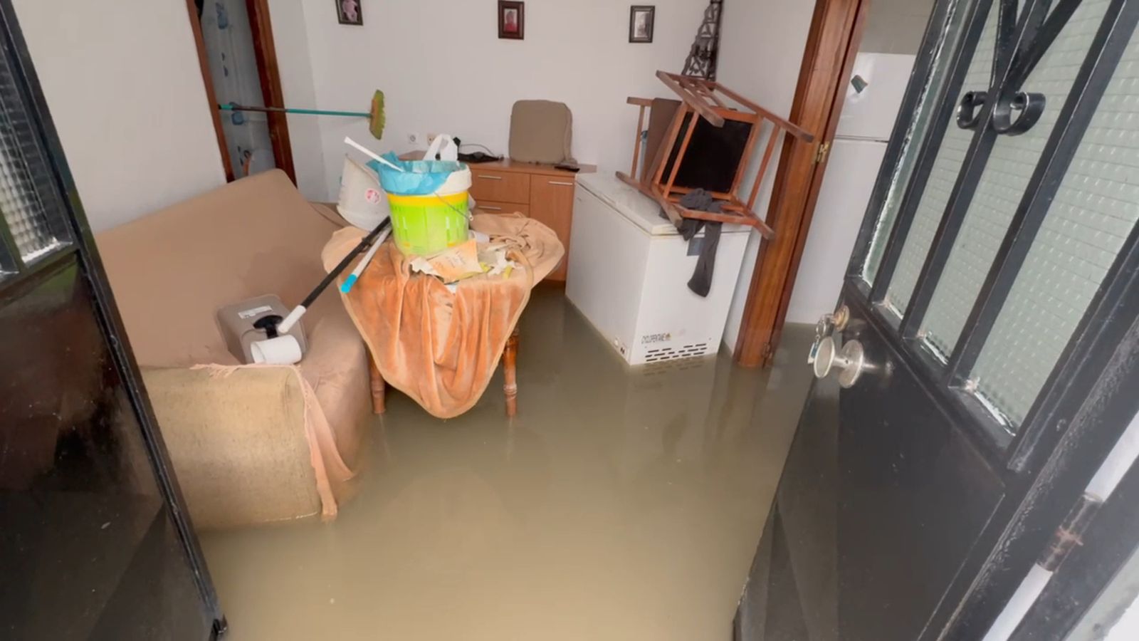 Así ha quedado por dentro una vivienda de Ubrique de la zona afectada por las lluvias