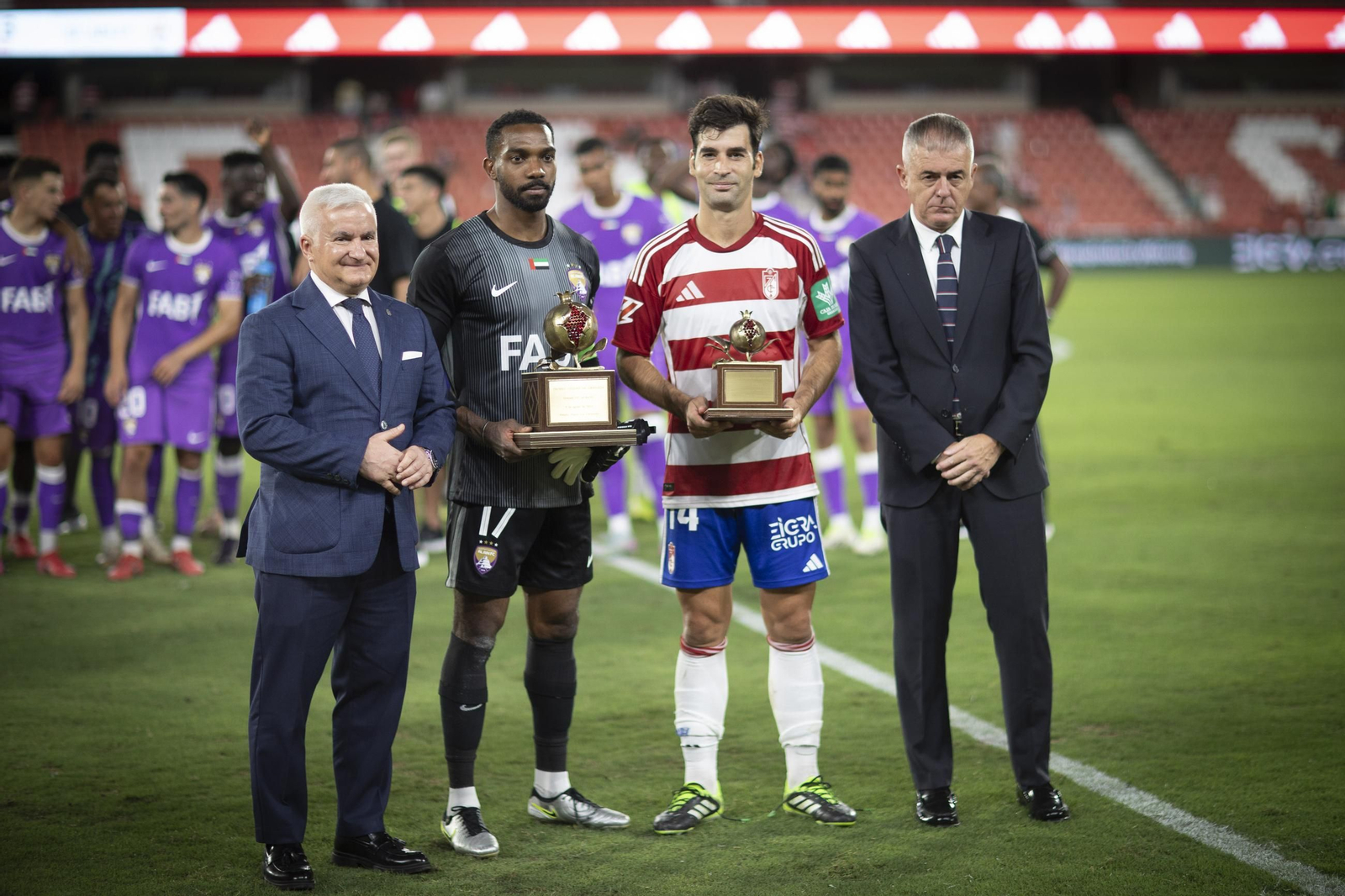 Granada CF Al Ain (14215282).jpg