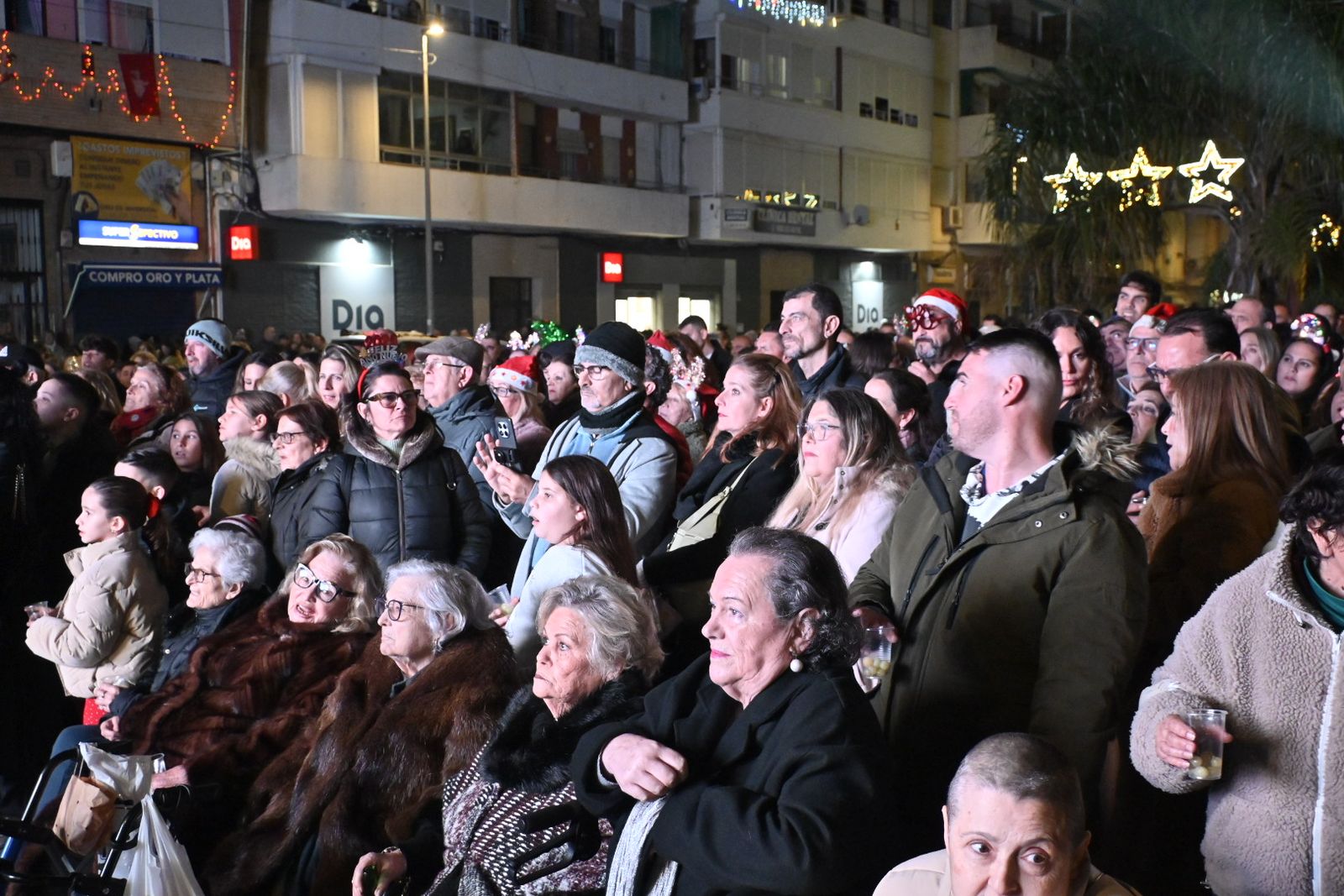 Las mejores fotografías de la celebración de Fin de Año y Preuvas en Isla Chica