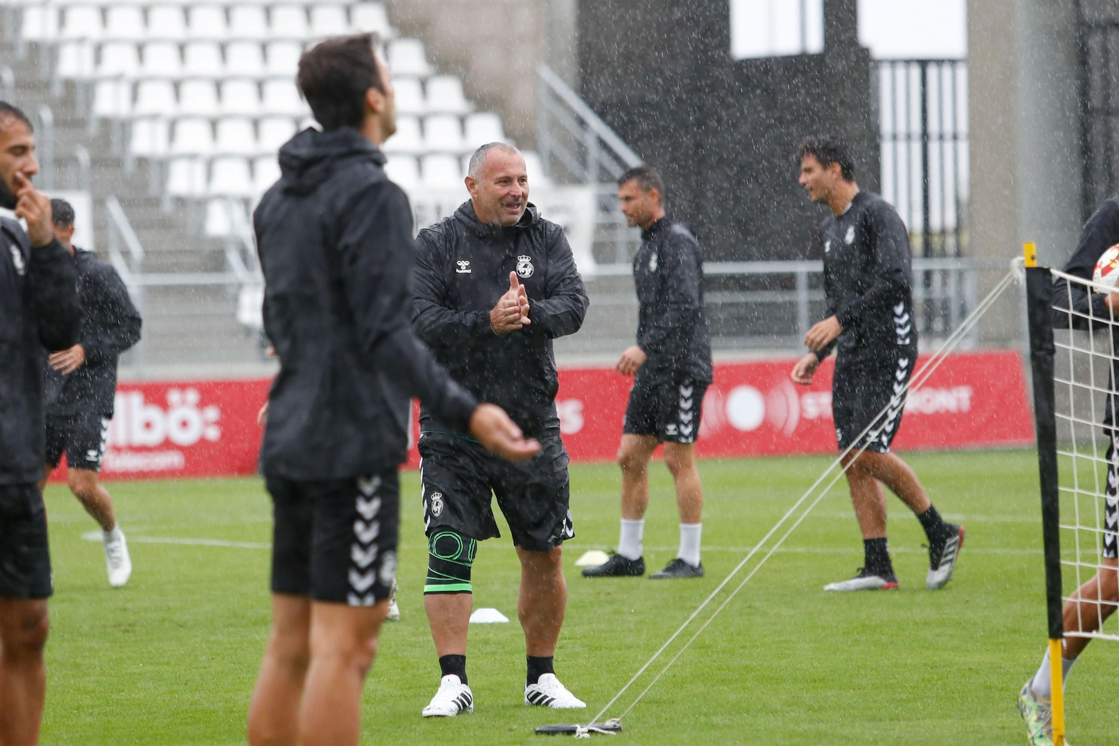 Las fotos del primer entrenamiento de Javi Moreno al frente de la Balona en La Línea