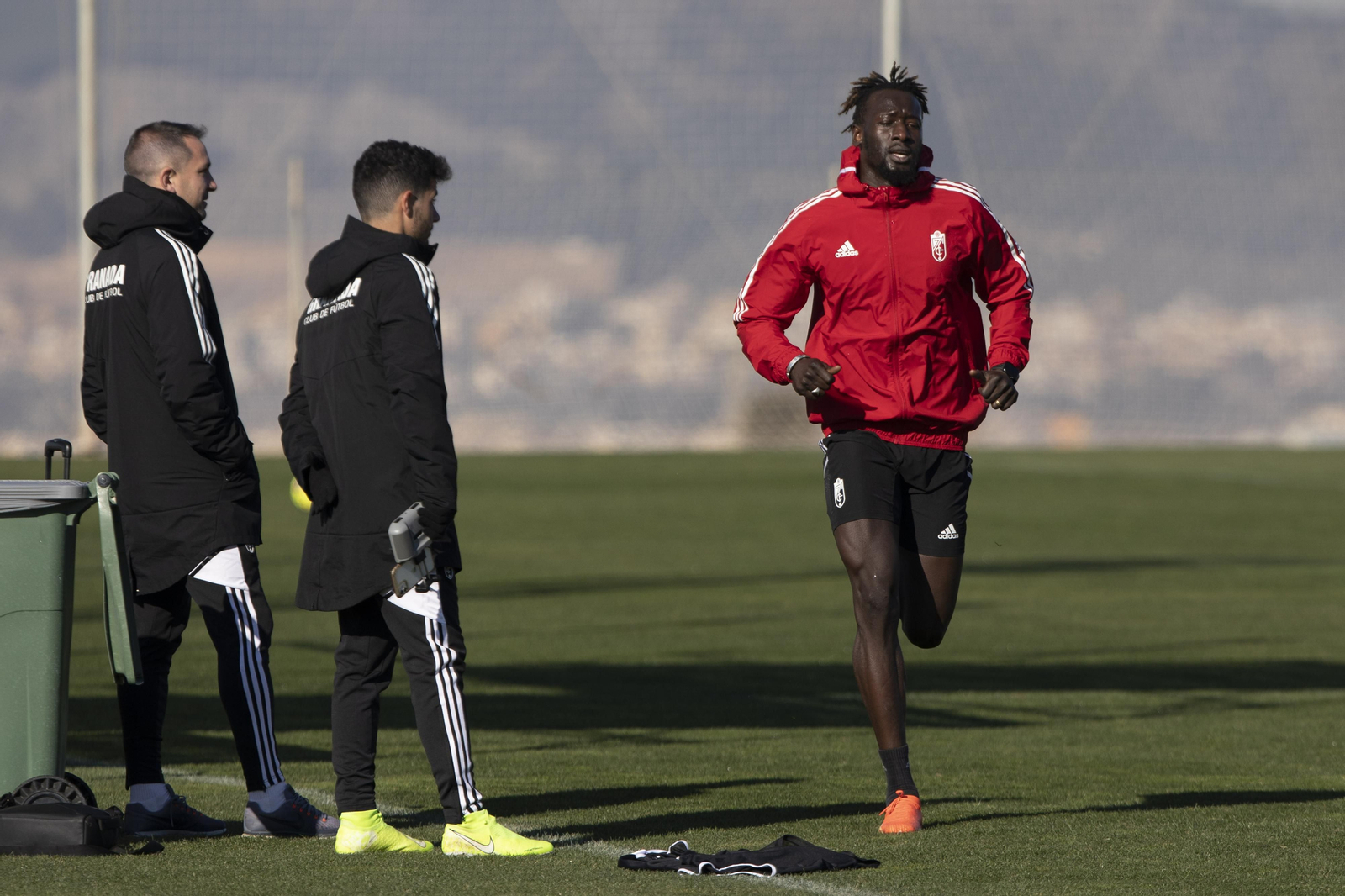 Primeras imágenes de Famara Diédhiou como jugador del Granada CF