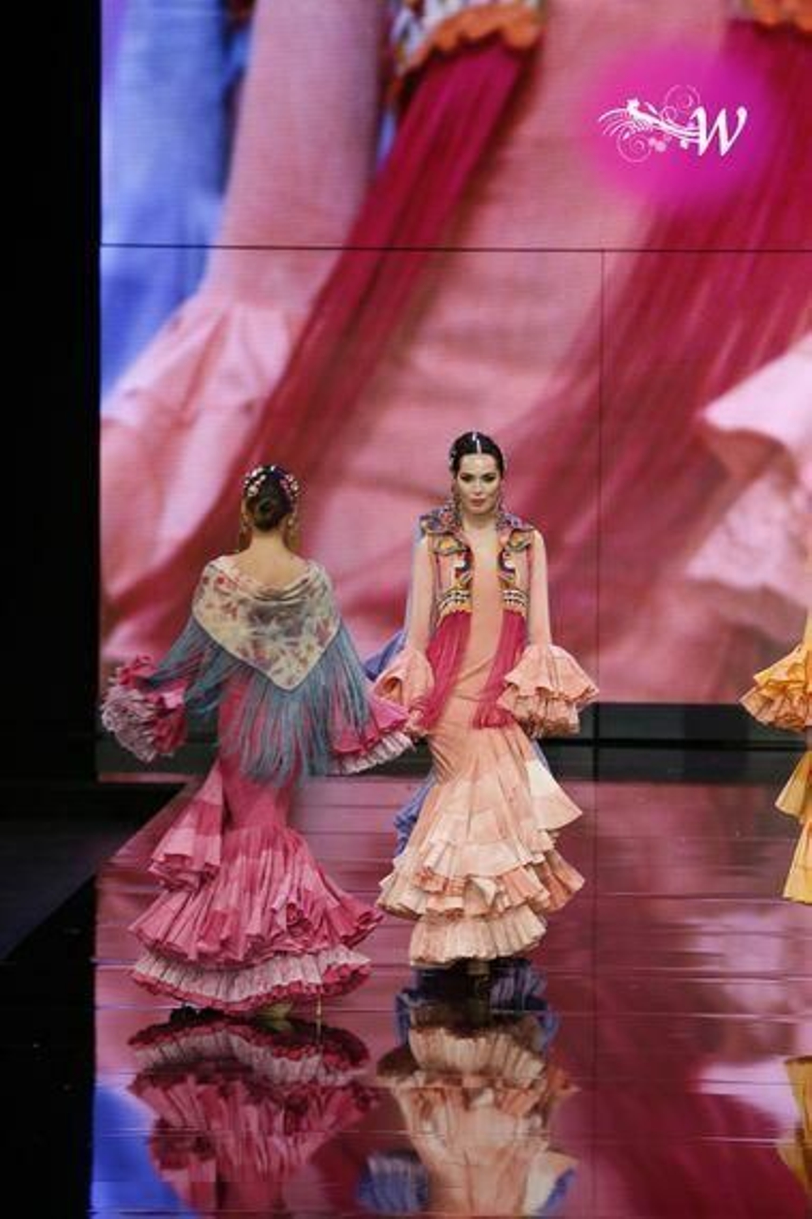 Aurora Gaviño homenajea a María Jiménez: todas las fotos del desfile en SIMOF 2020