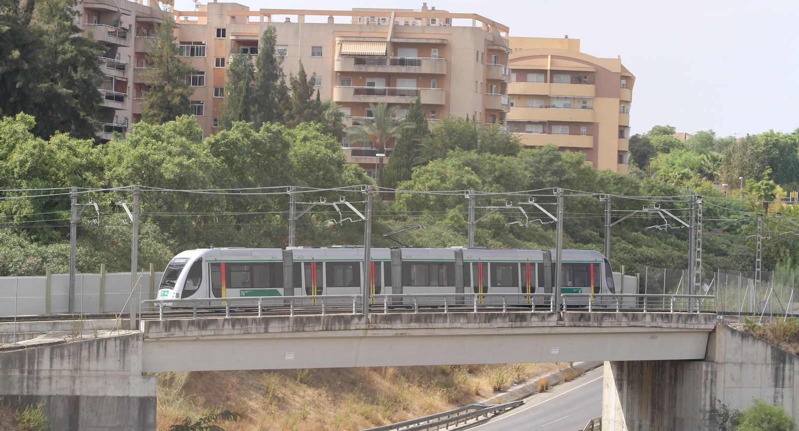 El Metro de Sevilla por Mairena del Aljarafe.