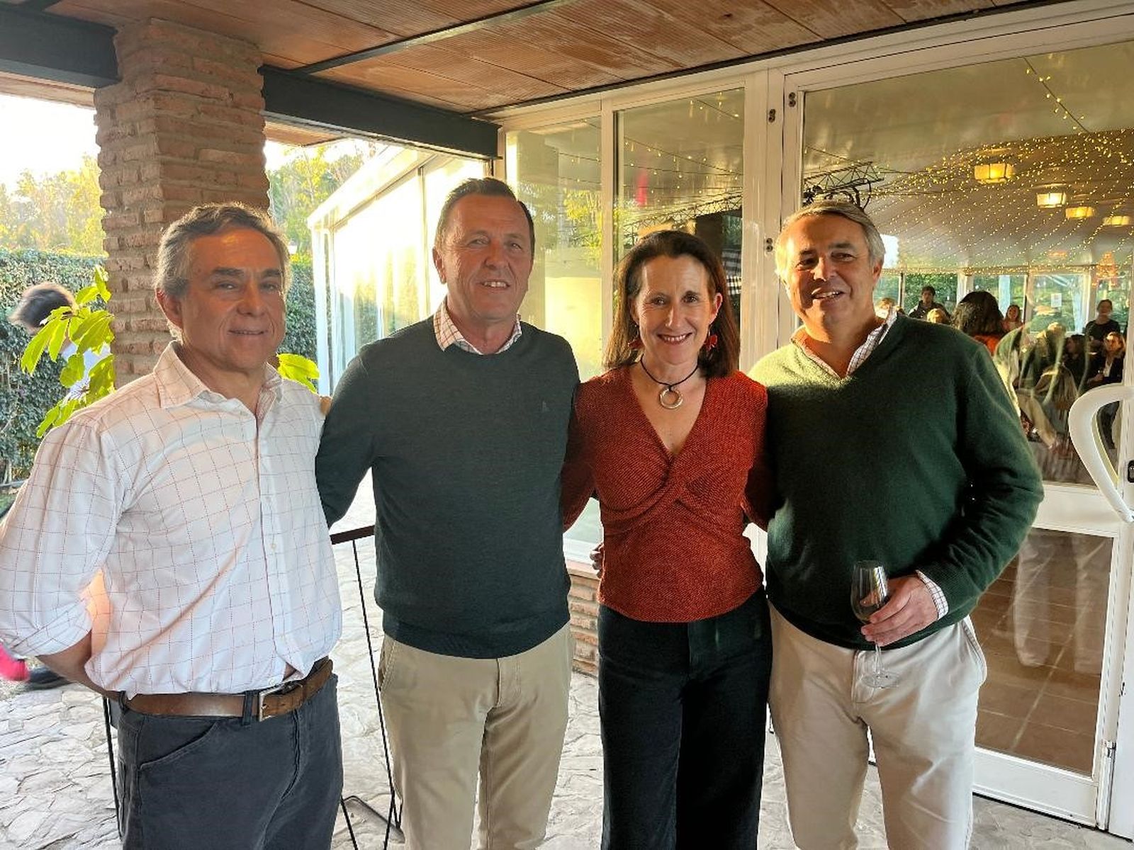Joaquín Joly, Nacho Neira, Catalina Sustacha y Arturo Redondo, durante el cóctel.