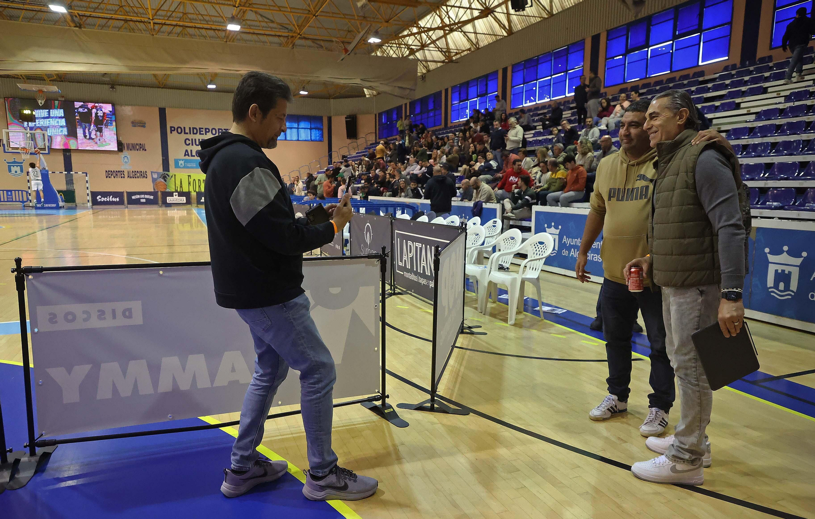 Las mejores fotos del Udea - Huesca, con Scariolo como espectador en el Doctor Juan Carlos Mateo