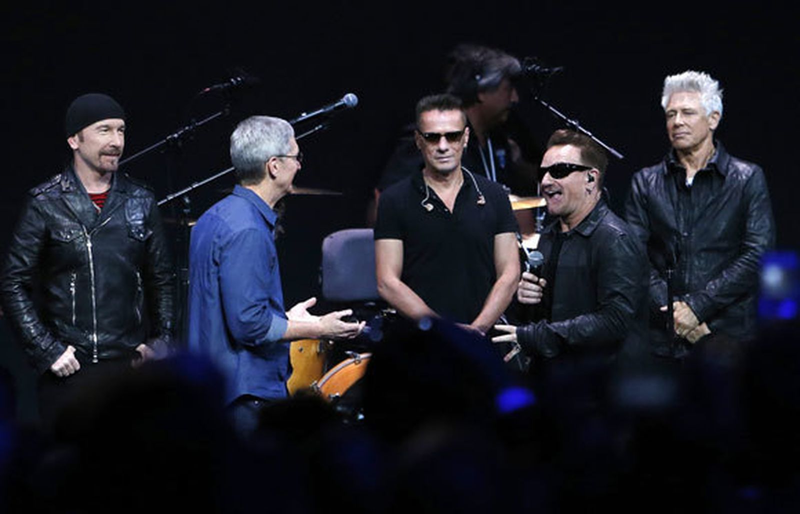 U2 ofrece gratis en iTunes su nuevo disco, 'Songs of Innocence'