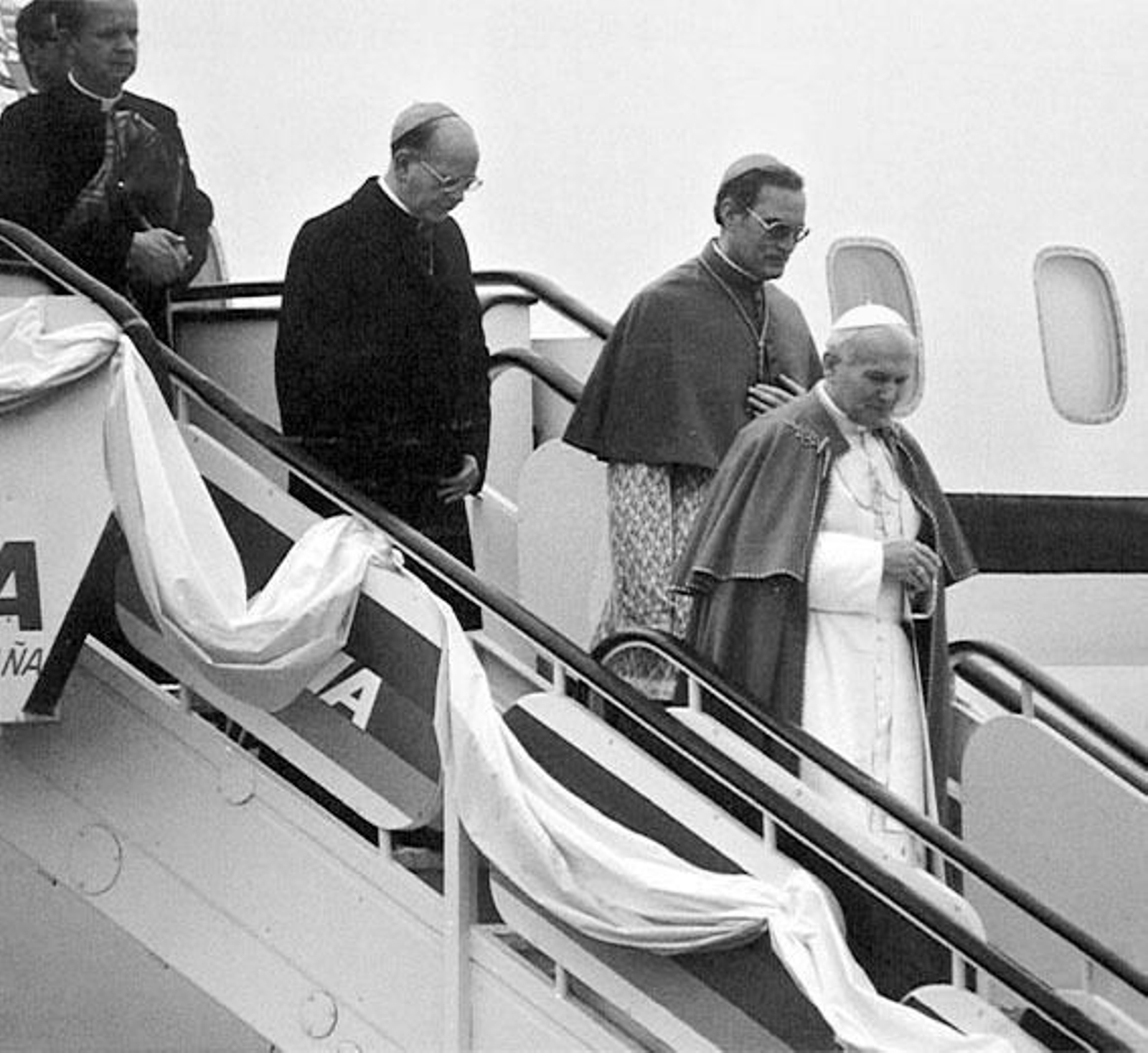 Las imágenes de la primera visita del Papa a Sevilla