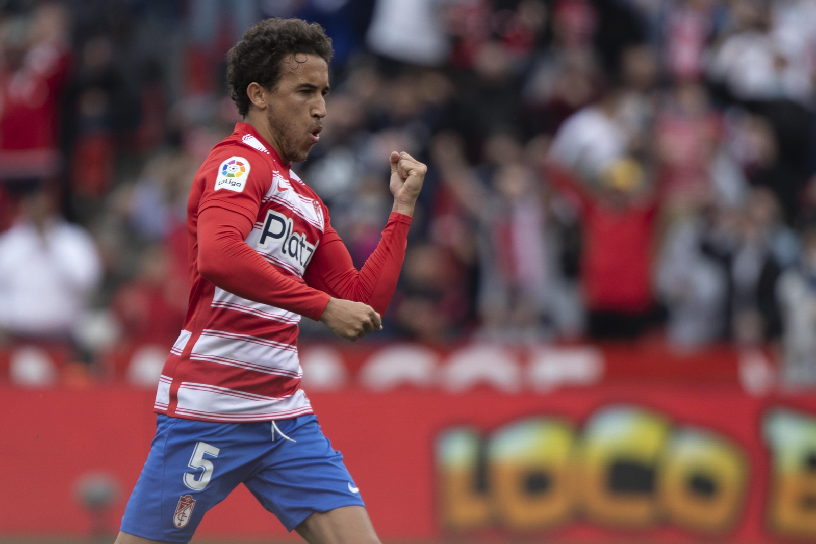 Luis Milla anotó el tanto de los rojiblancos ante el Villarreal de penalti.