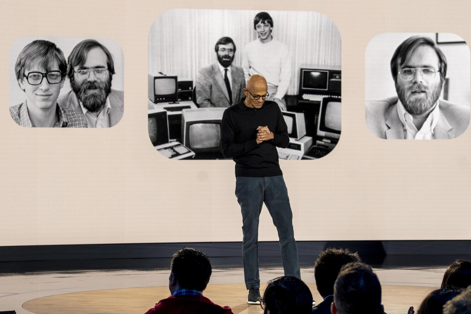 Satya Nadella, director ejecutivo de Microsoft, durante el evento del 50 aniversario de la compañía.