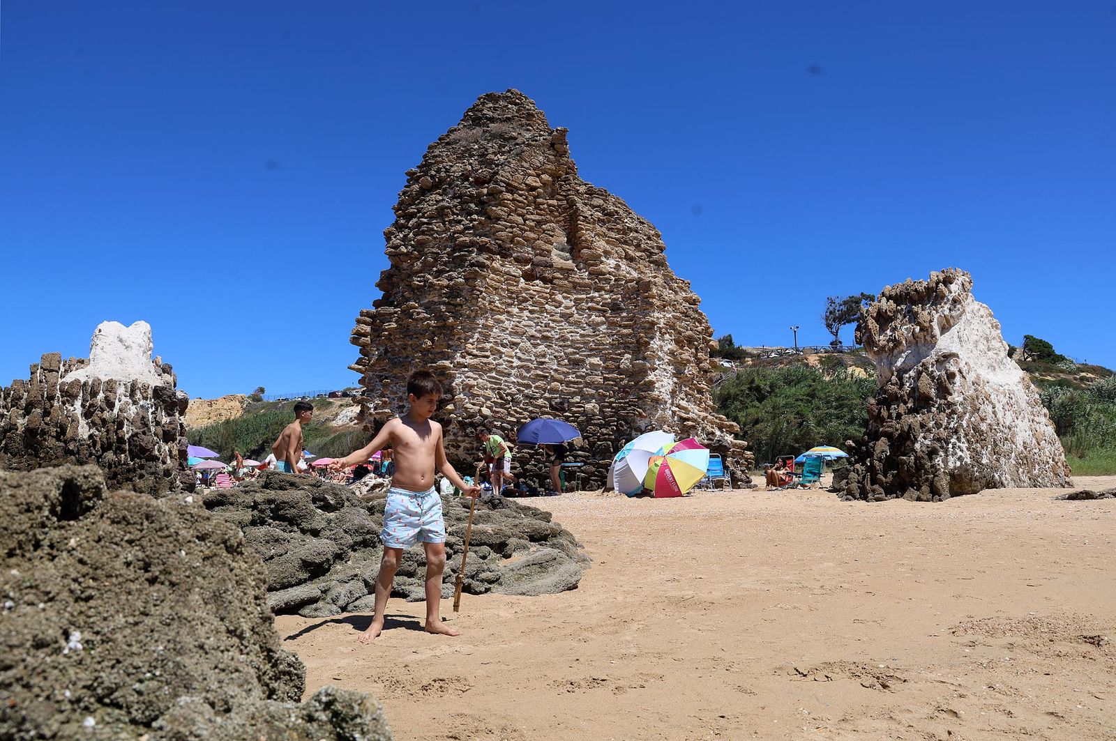 Imágenes de una maravillosa mañana de verano en las playas de la Torre del Loro y Mazagón