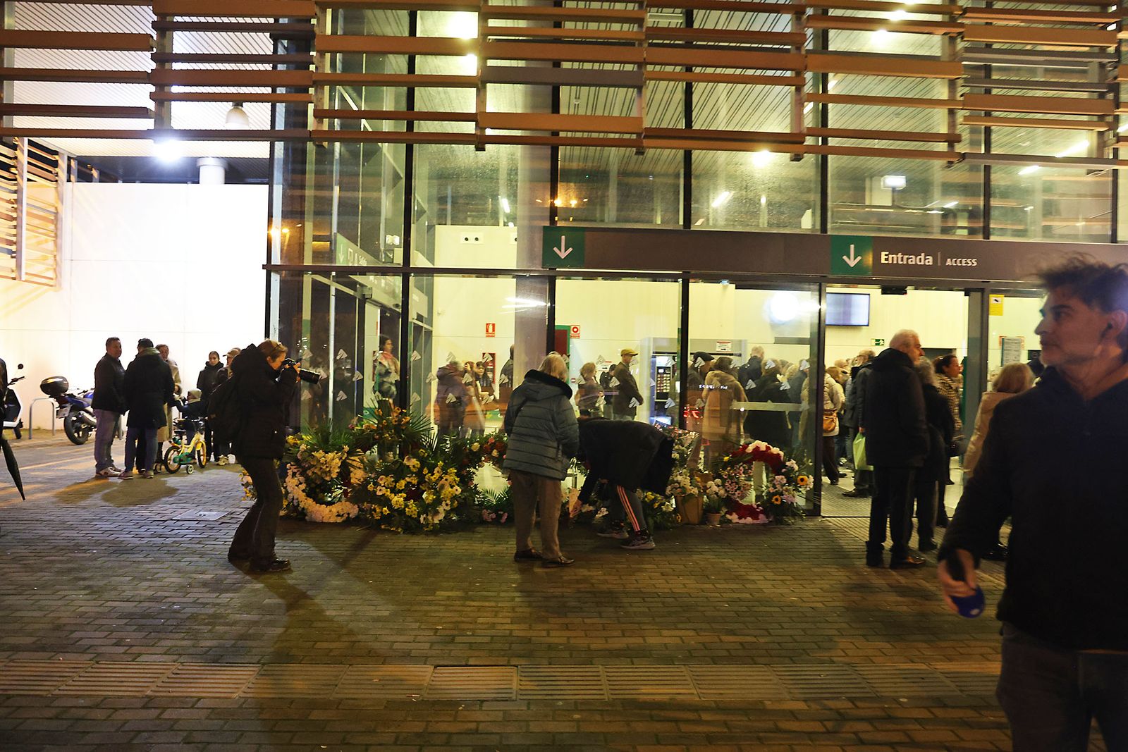 Las fotografías de la vigilia por los fallecidos en el accidente de tren  de Adamuz
