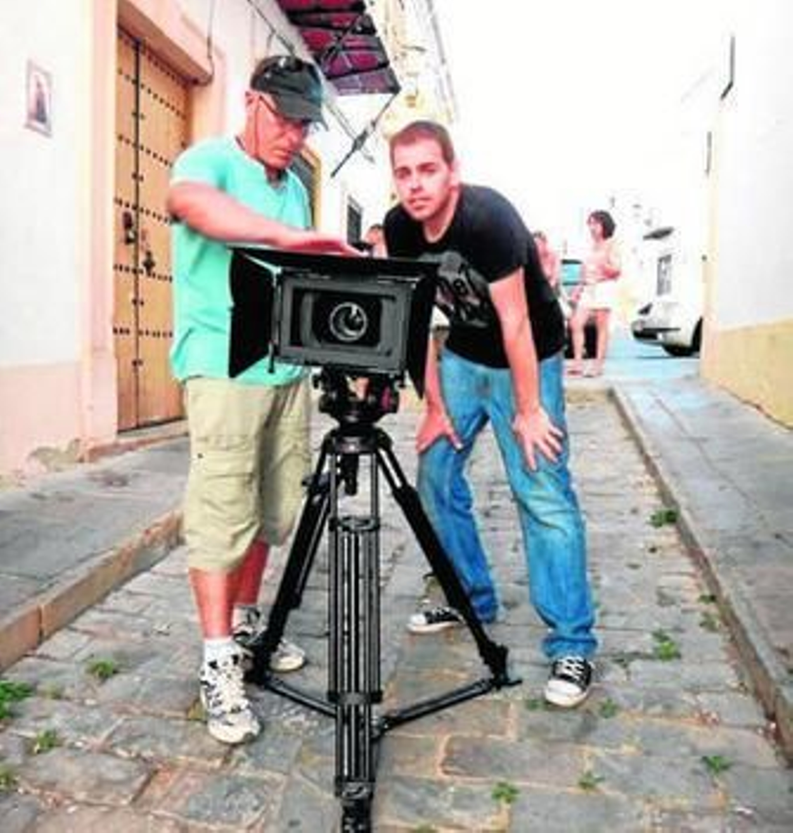 Postigo, en pleno rodaje de 'Siempre jóvenes'.