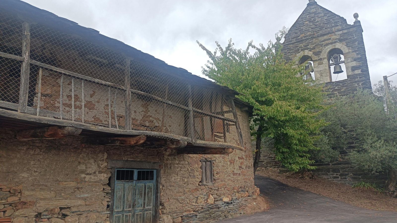 Iglesia de Santa María Magdalena, en Cobrana.