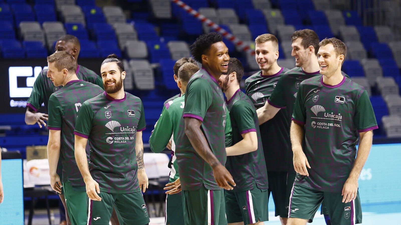 Los jugadores del Unicaja, en un partido reciente en el Carpena.