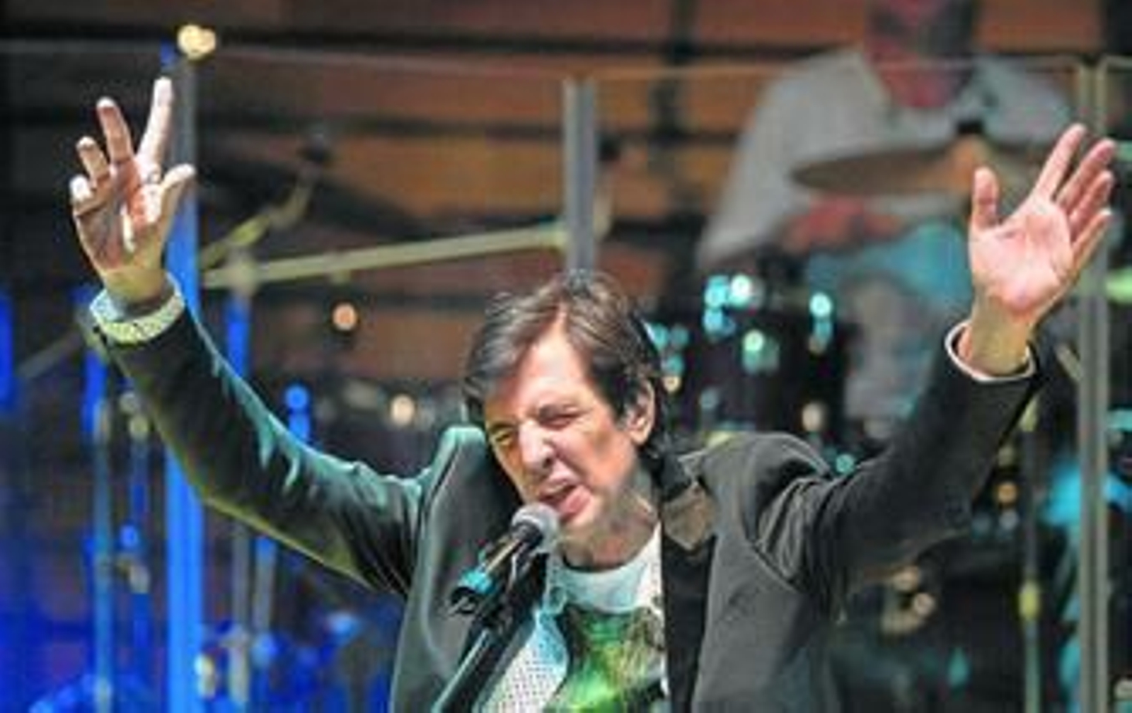 Manolo Tena, en su último concierto, en Las Palmas de Gran Canaria el pasado 19 de marzo.