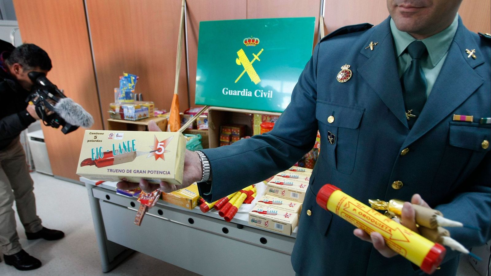 Imagen de archivo de material pirotécnico intervenido durante una operación de la Guardia Civil.