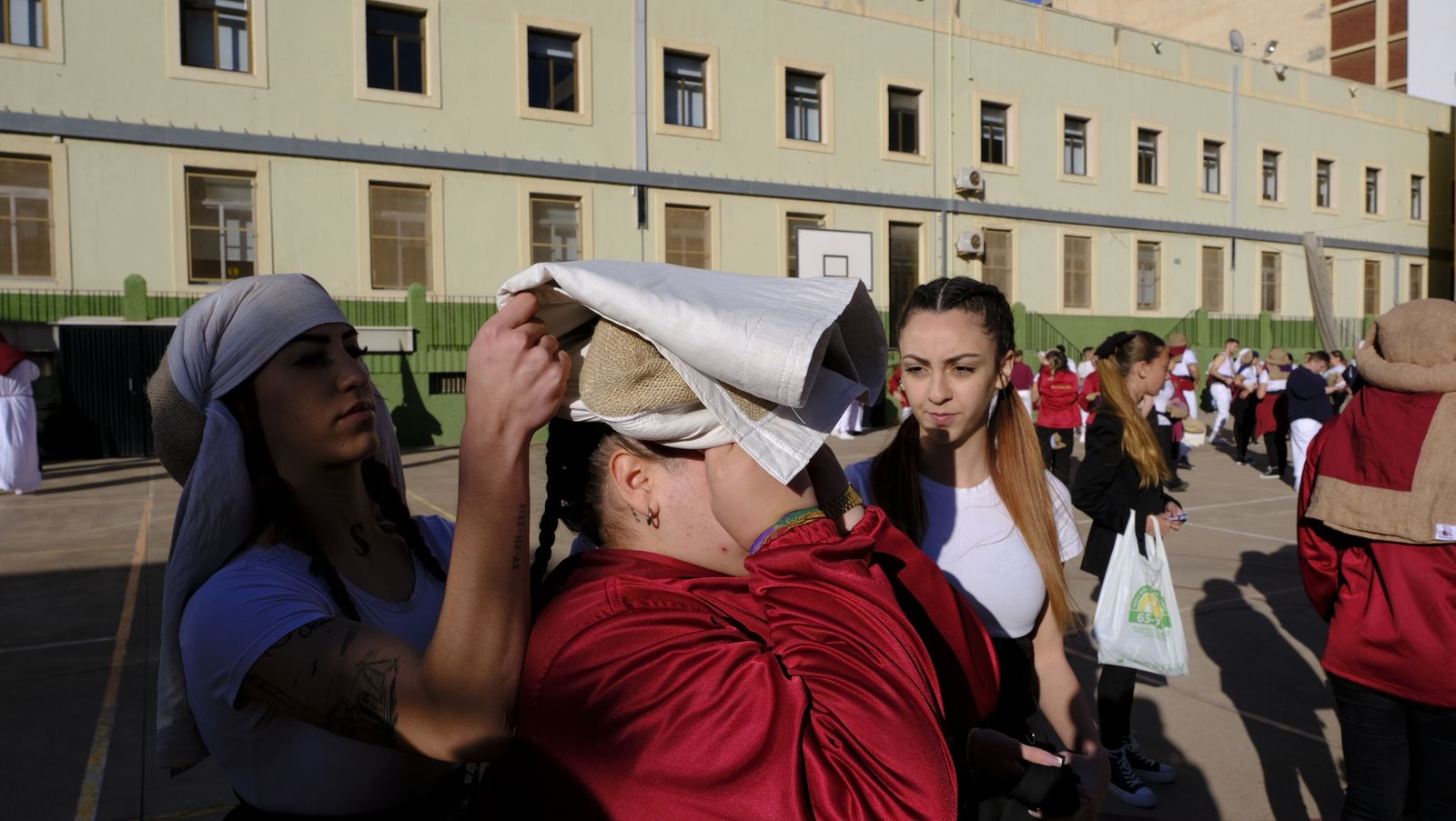 Coronación desaría al viento en su estación de Penitencia