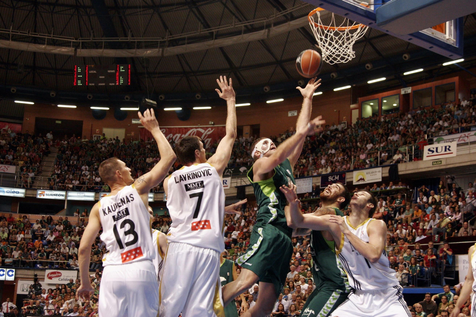 Las fotos de Robert Archibald en su etapa en el Unicaja