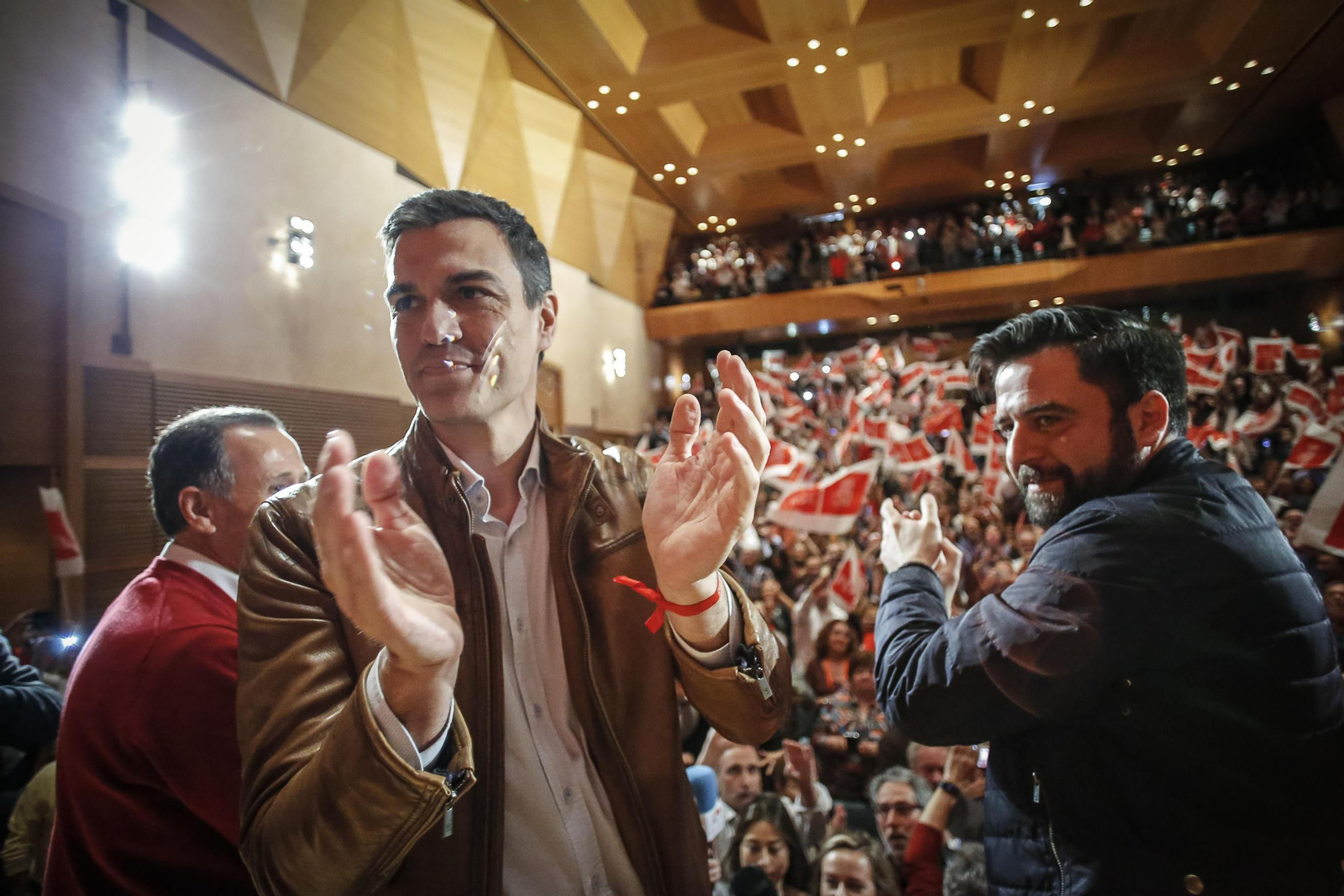 El mitin de Pedro Sánchez en Cádiz, en imágenes