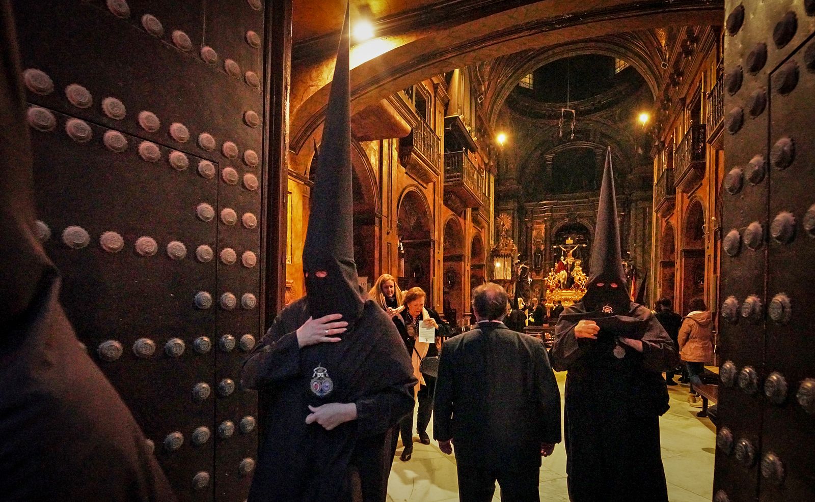 Las hermandades de La lanzada y Mayor Dolor en imágenes