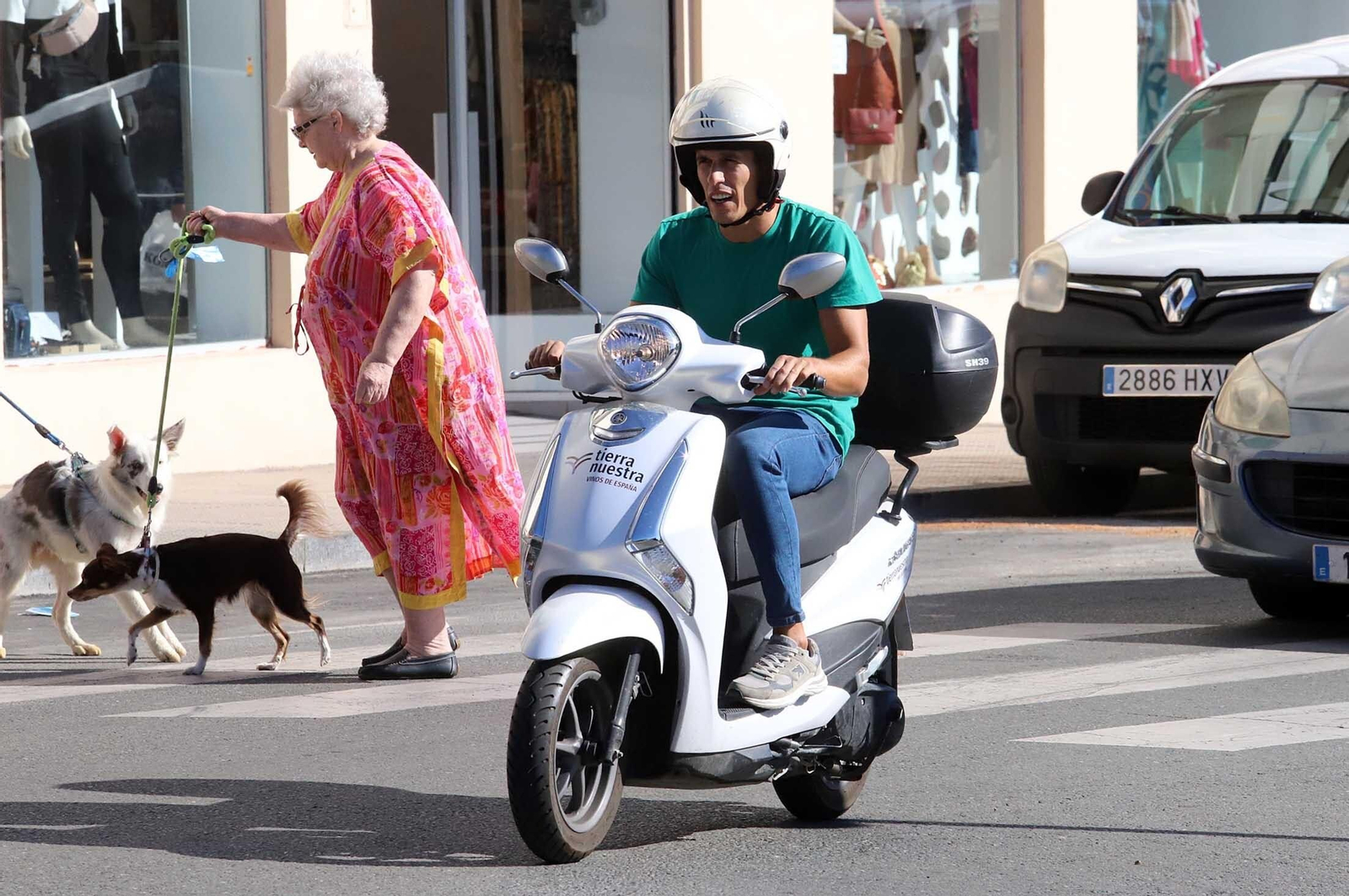 Un paseo en imágenes por la Plaza del Antiguo Estadio y sus alrededores