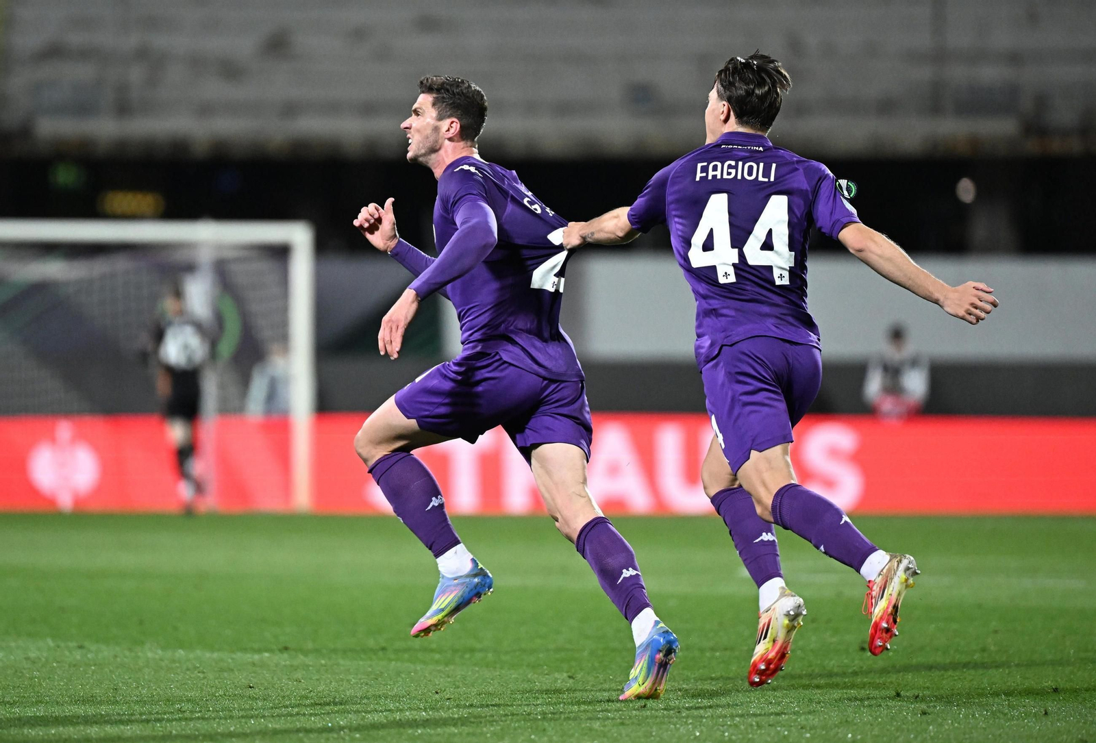 Las fotos del Fiorentina-Betis de la Conference League