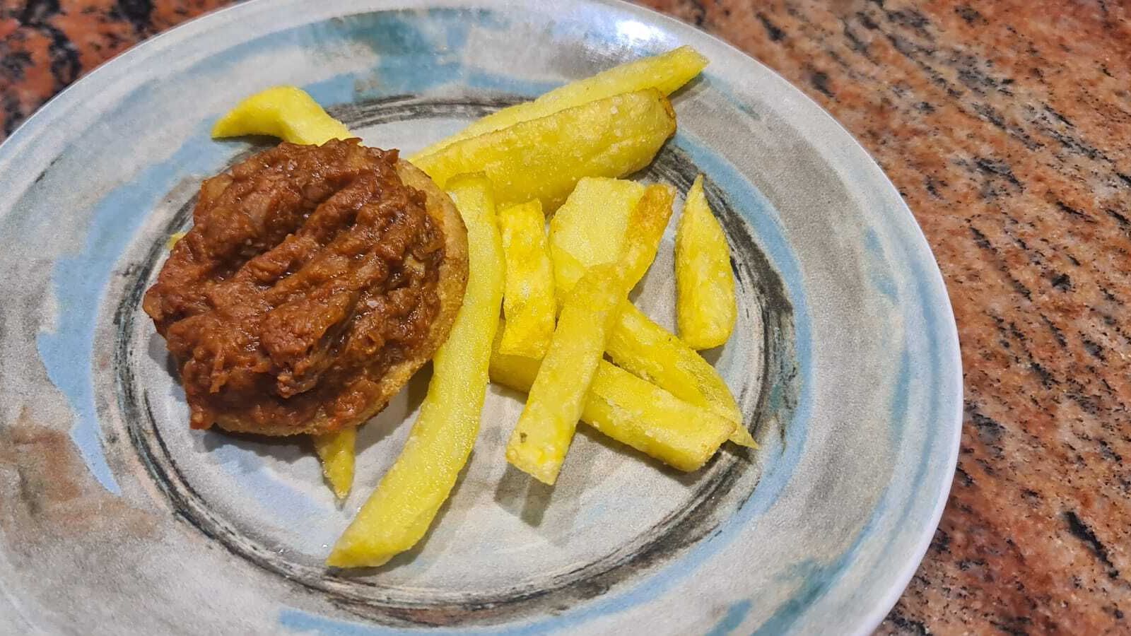 El Chigrín Torto con picadillo