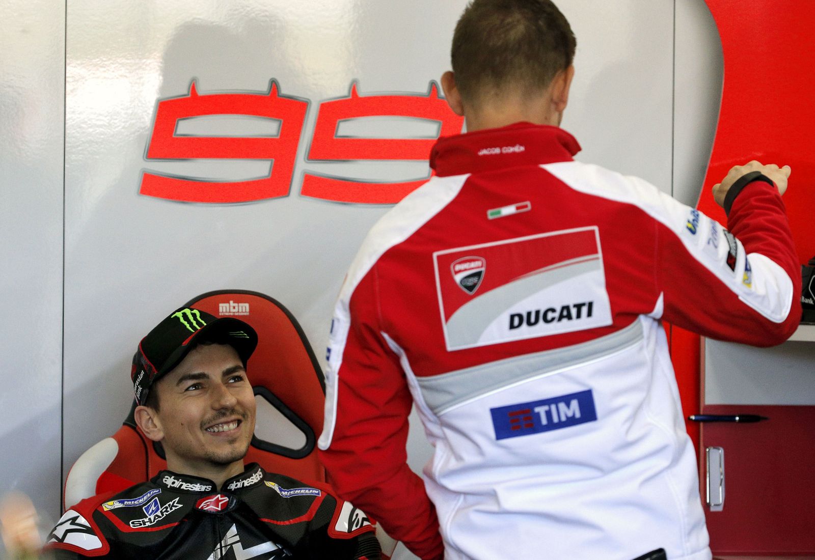 Las imágenes de Lorenzo con su nueva Ducati