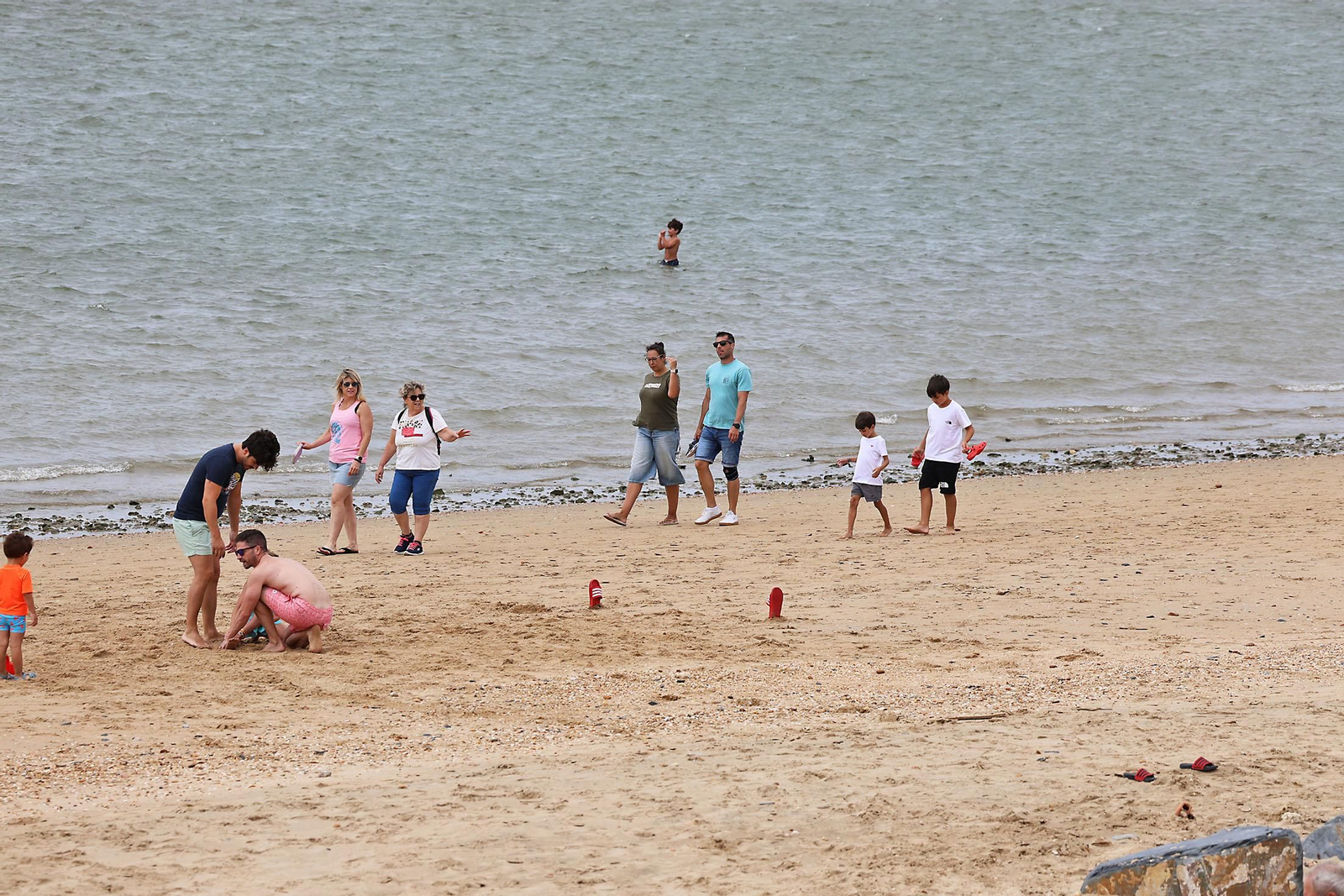 Mañanas nubladas de paseos por las playas de Huelva