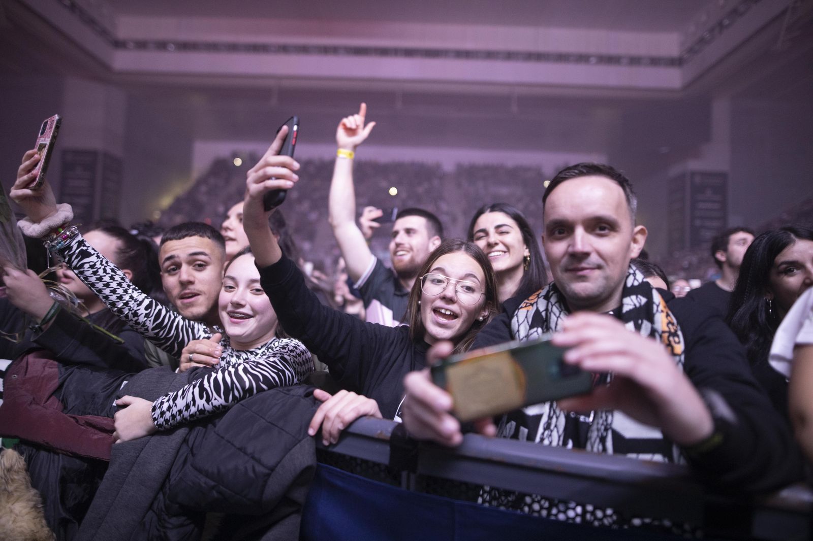 El Palacio estalla al son de Dellafuente, en imágenes