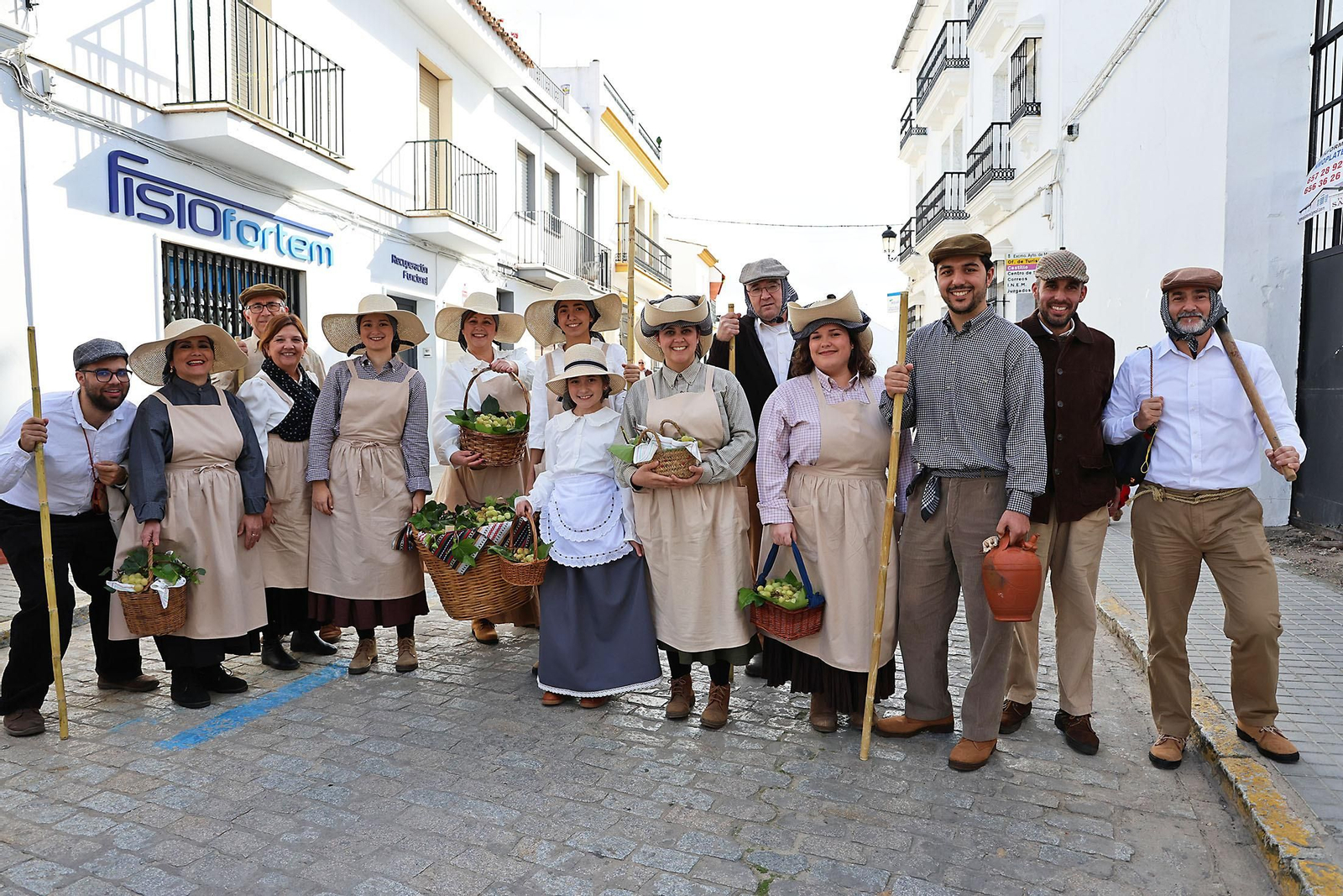 Imágenes del ambiente en la Feria de Época 1900 de Moguer
